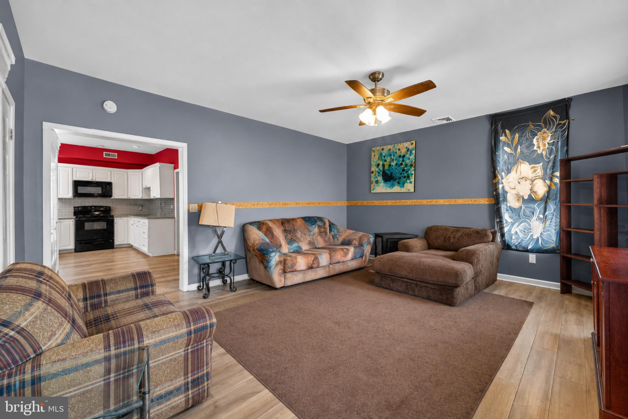 216 WEINER AVENUE