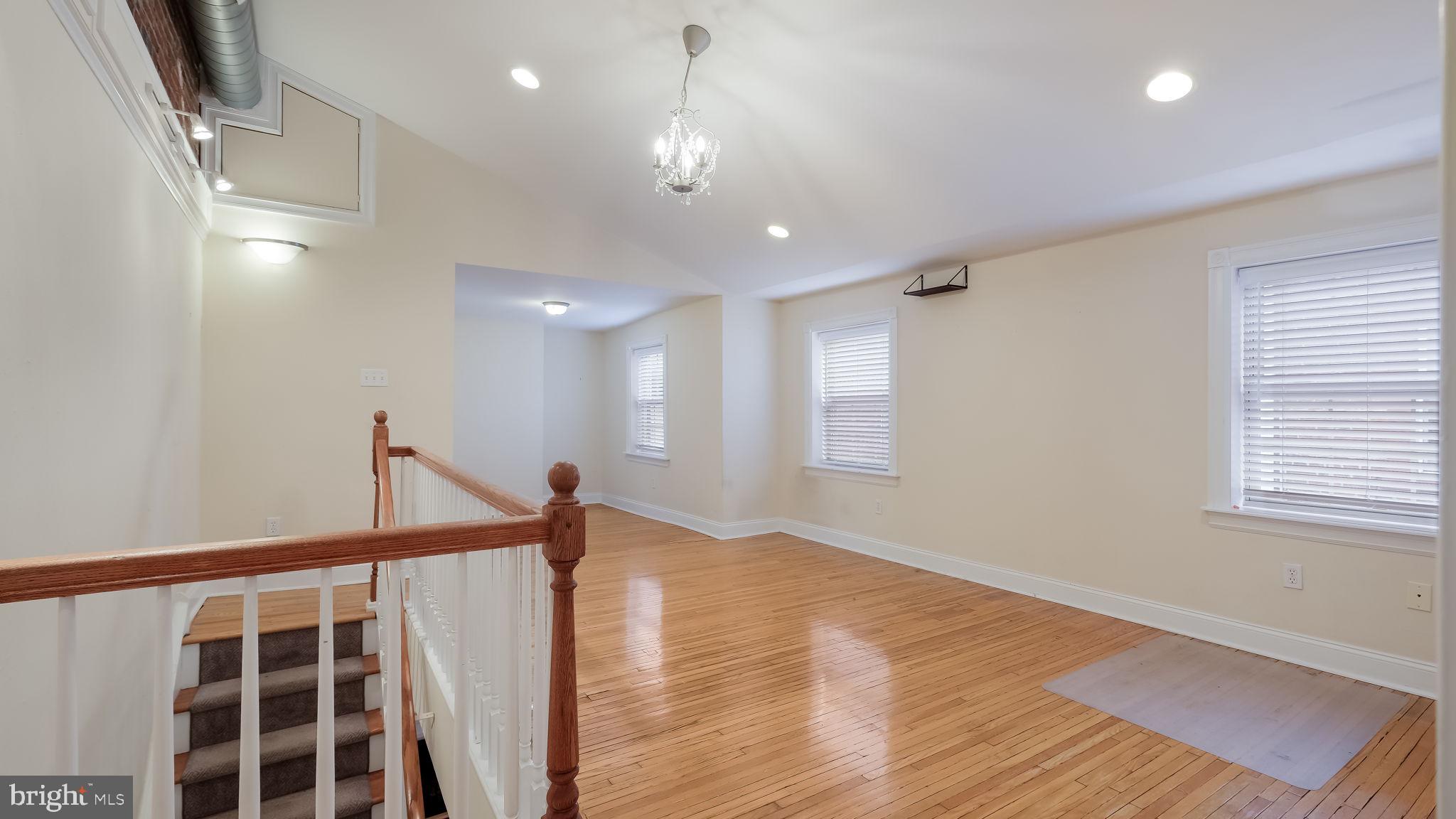WASHINGTON SQ WEST - Residential