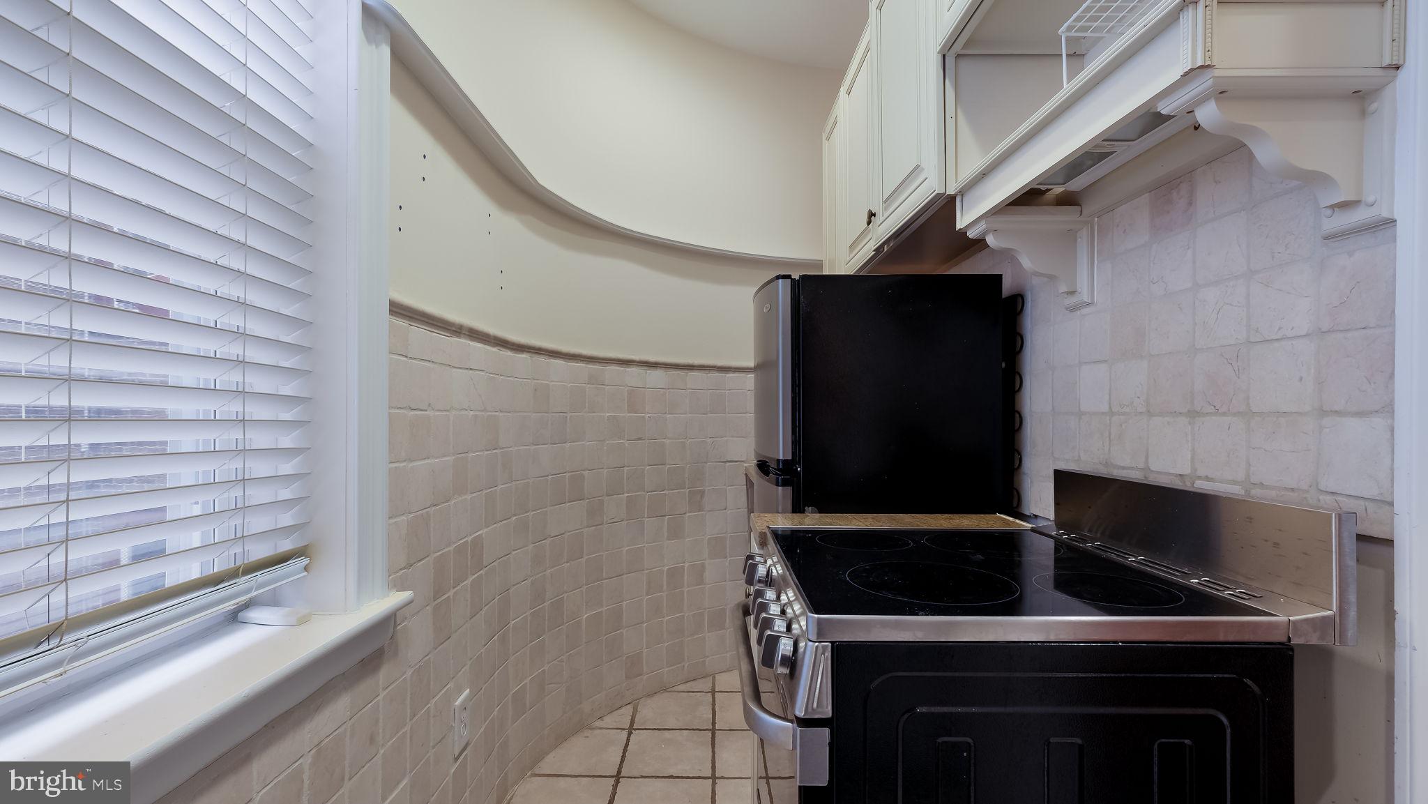 WASHINGTON SQ WEST - Residential