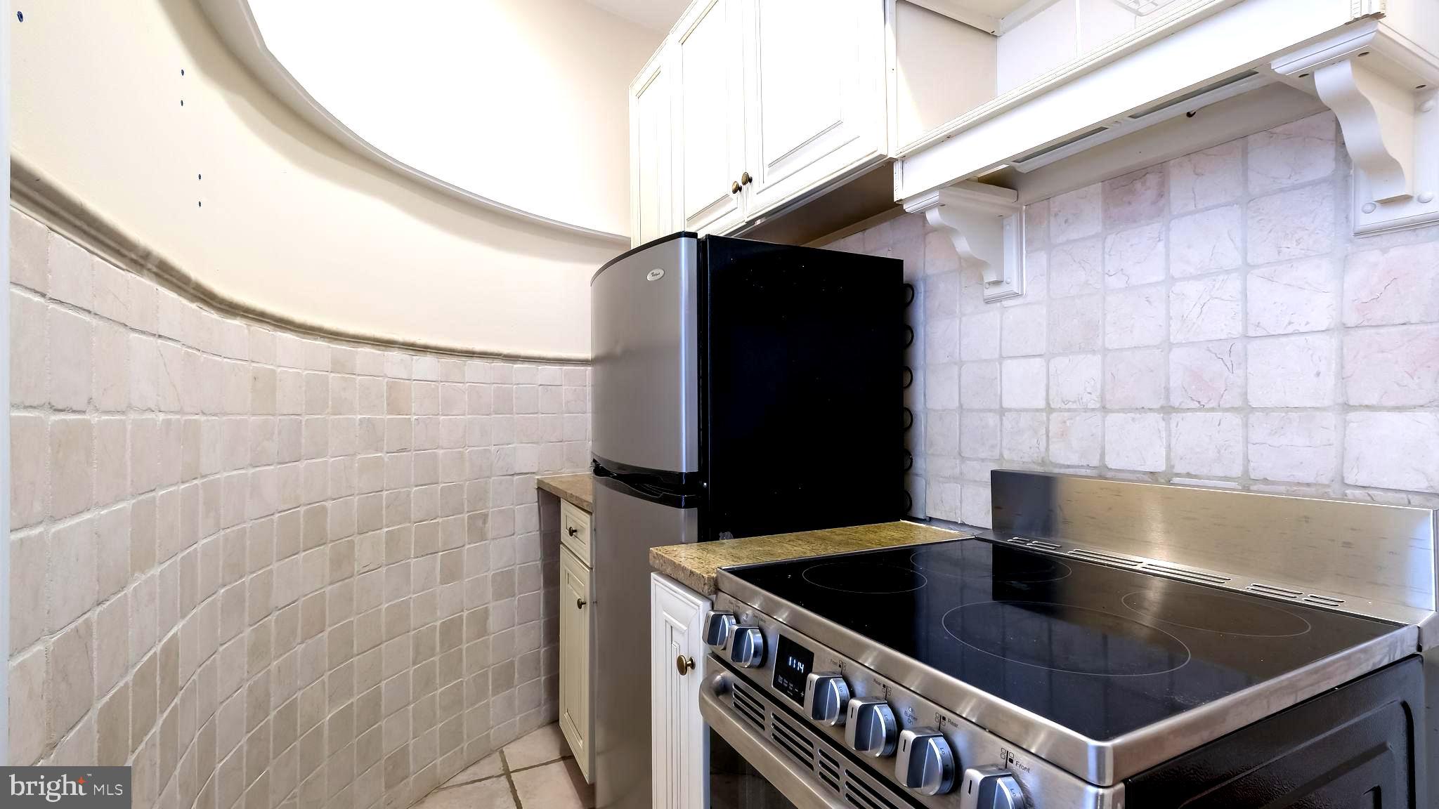 WASHINGTON SQ WEST - Residential