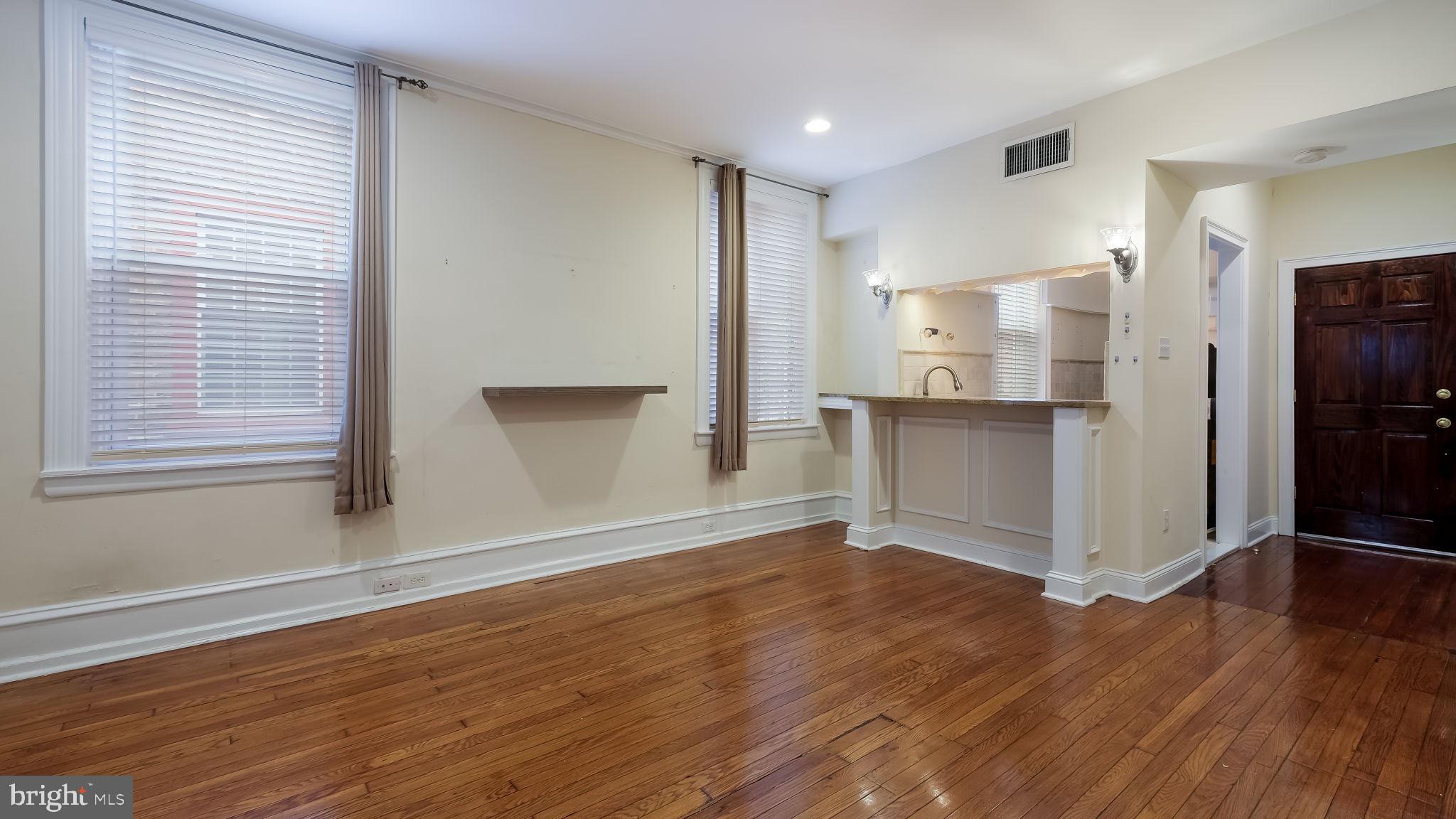 WASHINGTON SQ WEST - Residential