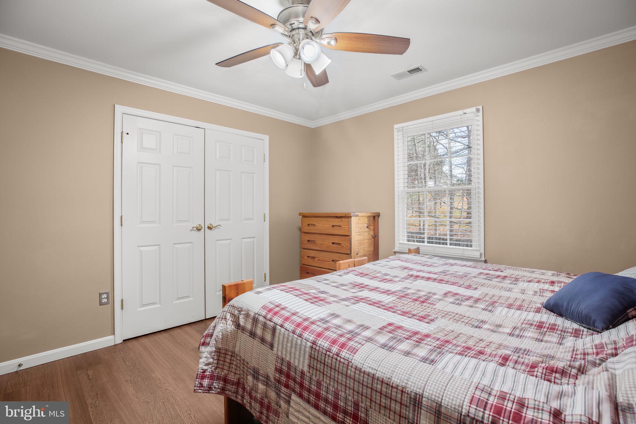 FOX POINT - Residential