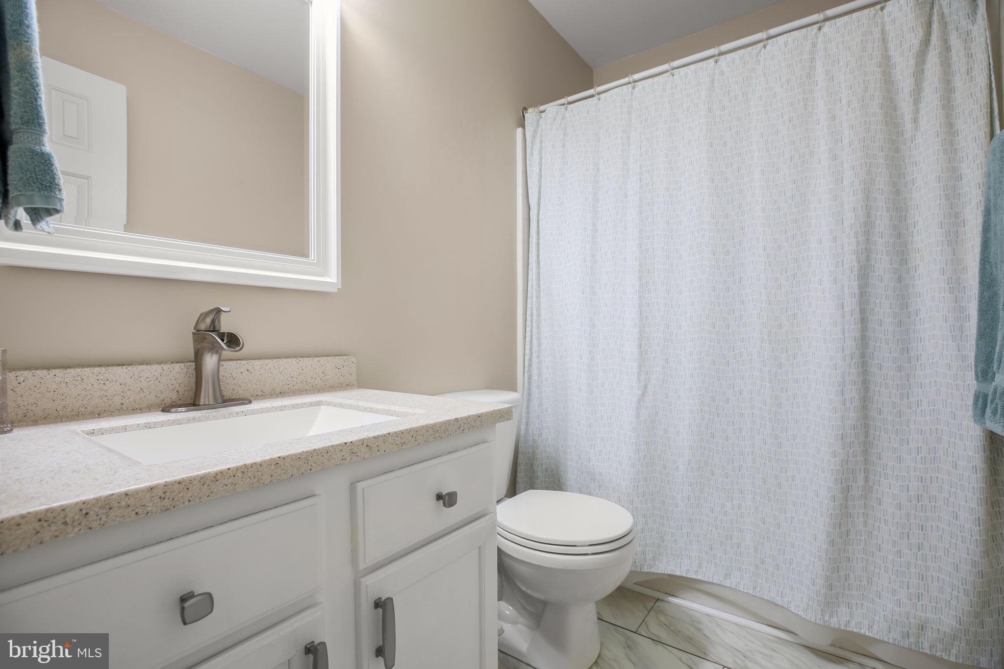 FOX POINT - Residential