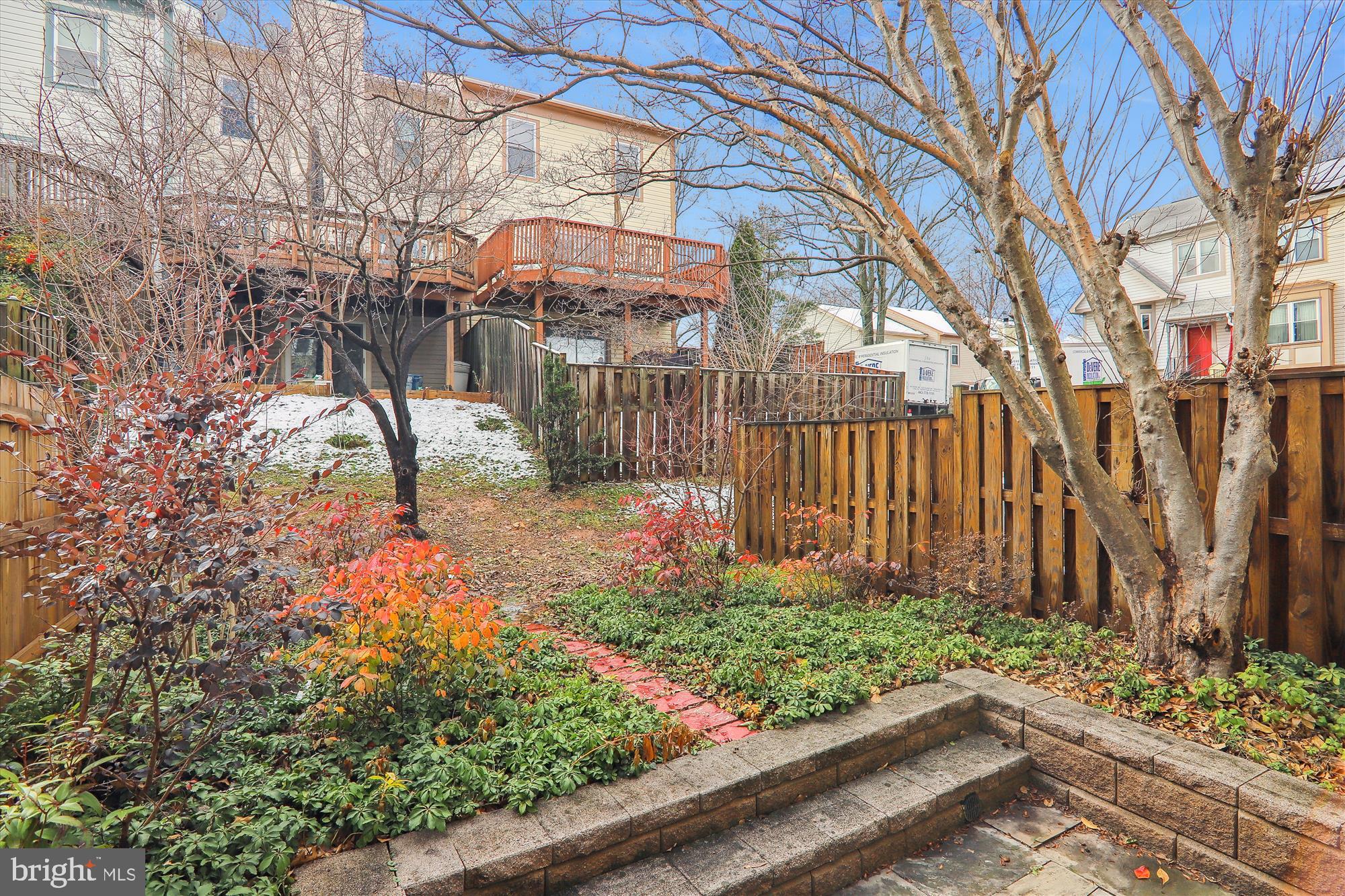 COLLEGE VIEW - Residential Lease