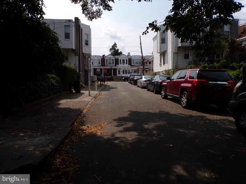 6212 W STILES STREET