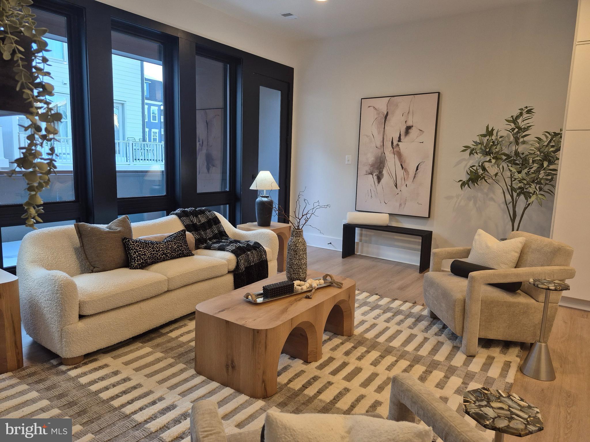 THE GROVE - Residential