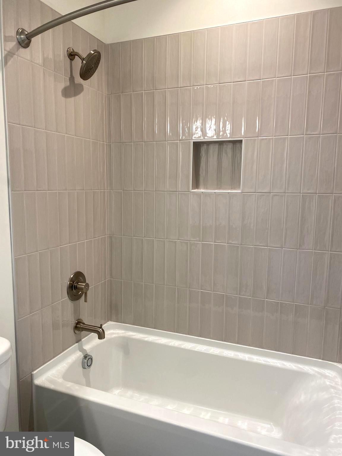 THE GROVE - Residential