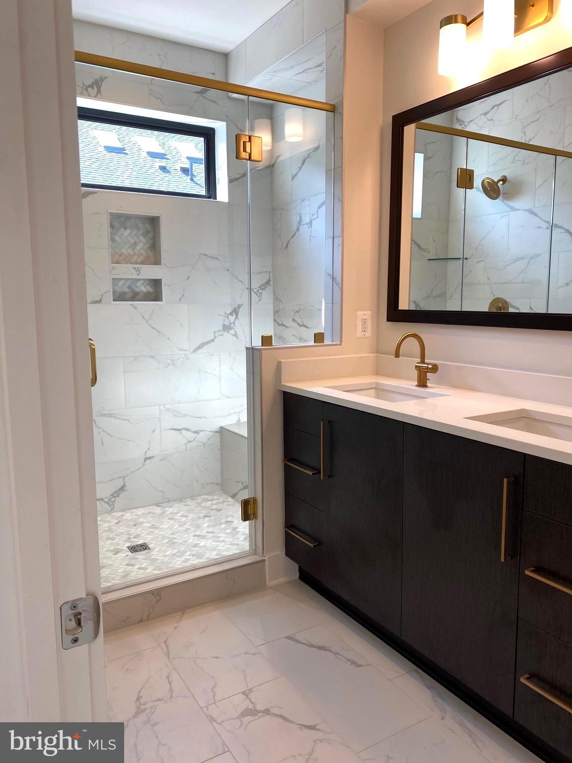 THE GROVE - Residential