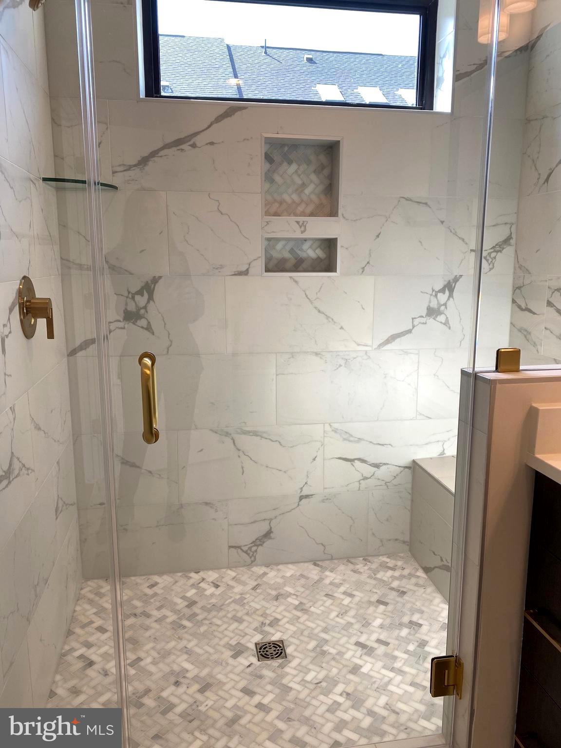 THE GROVE - Residential