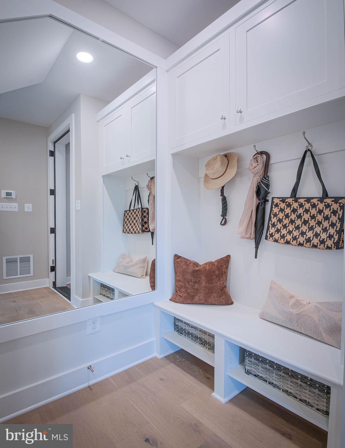 THE GROVE - Residential