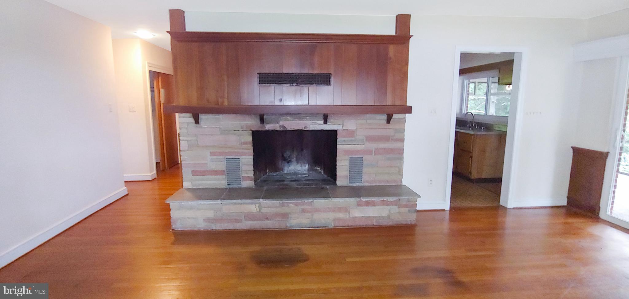 HALF PONE POINT - Residential