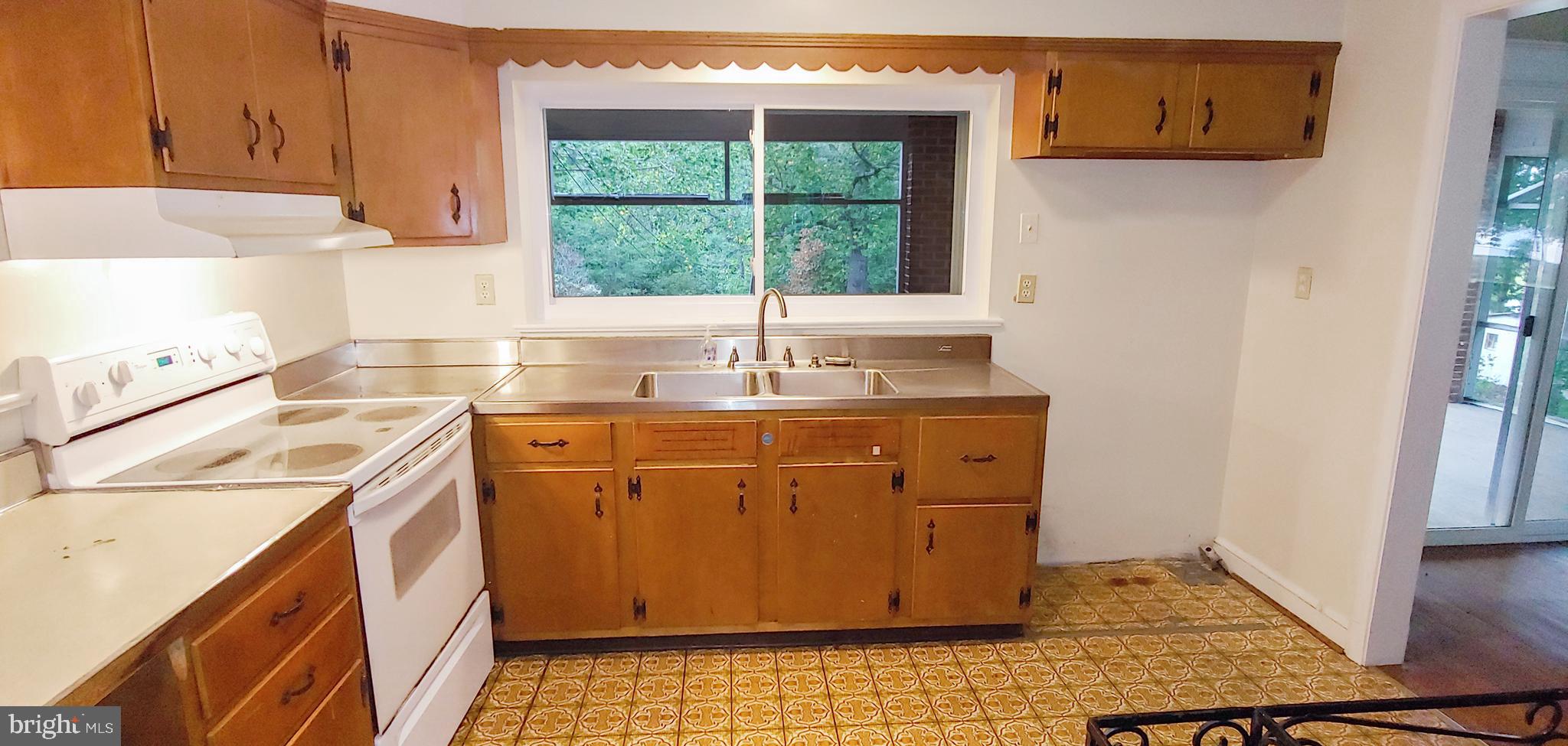 HALF PONE POINT - Residential