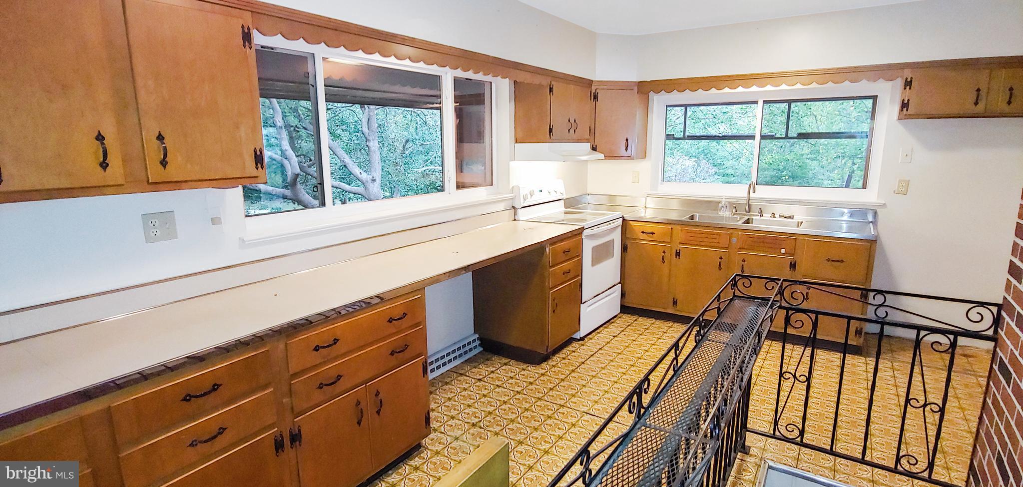 HALF PONE POINT - Residential