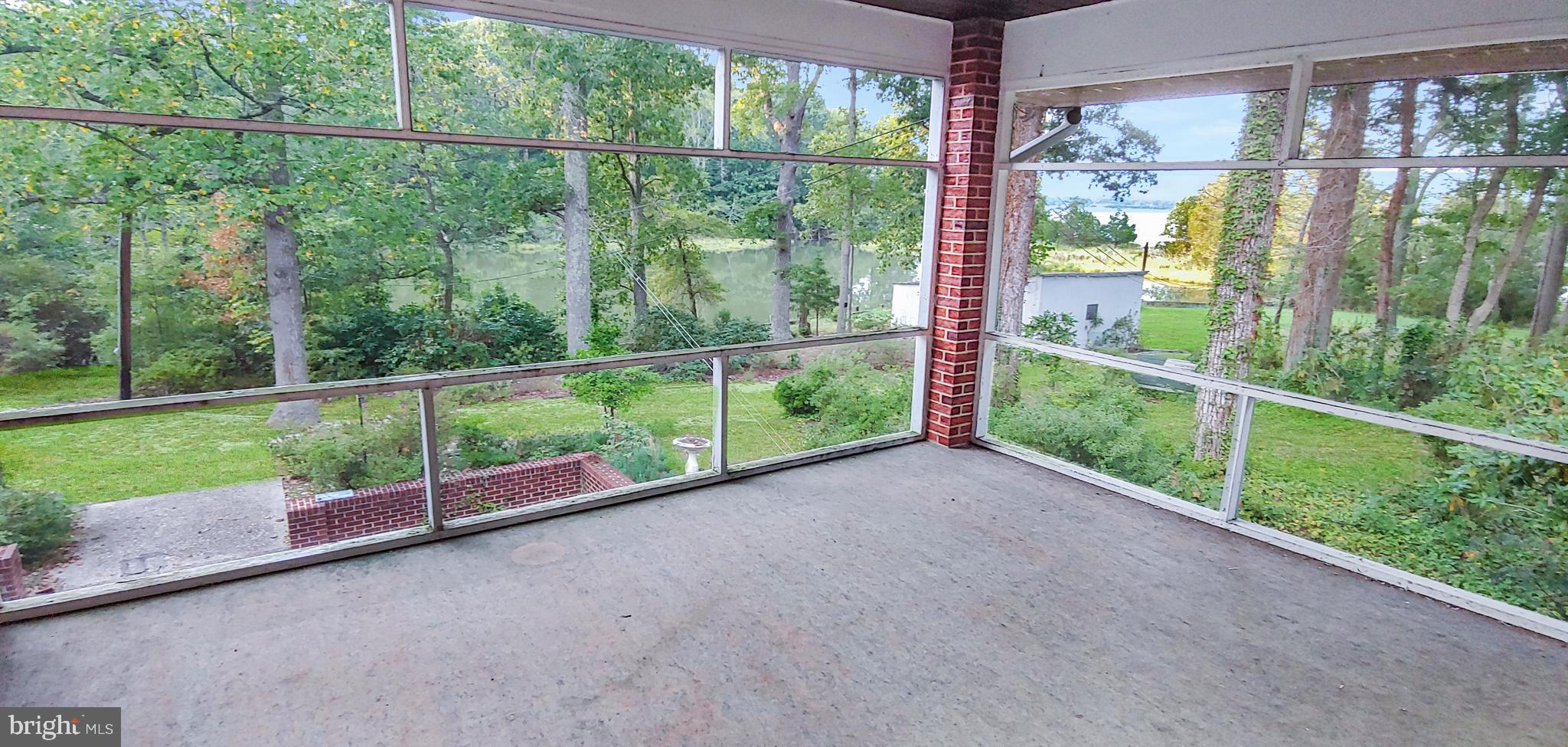 HALF PONE POINT - Residential