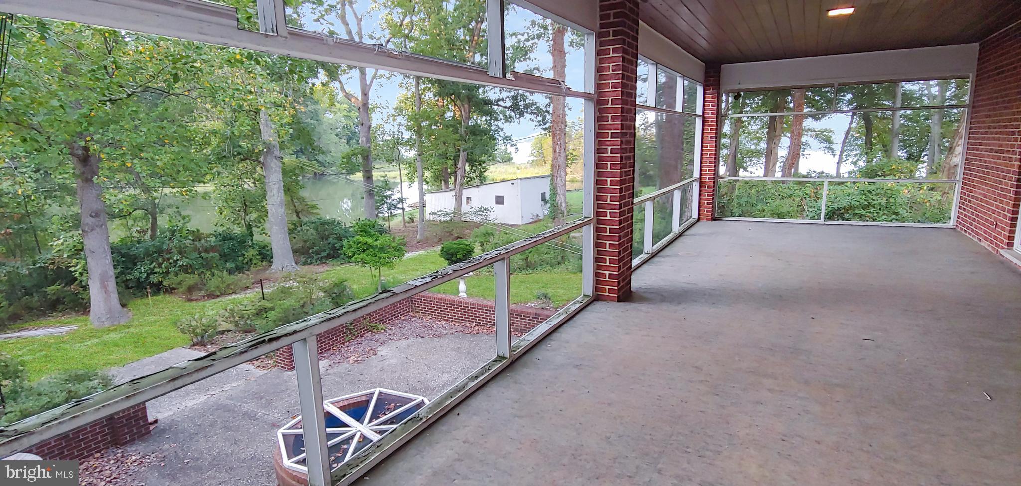 HALF PONE POINT - Residential