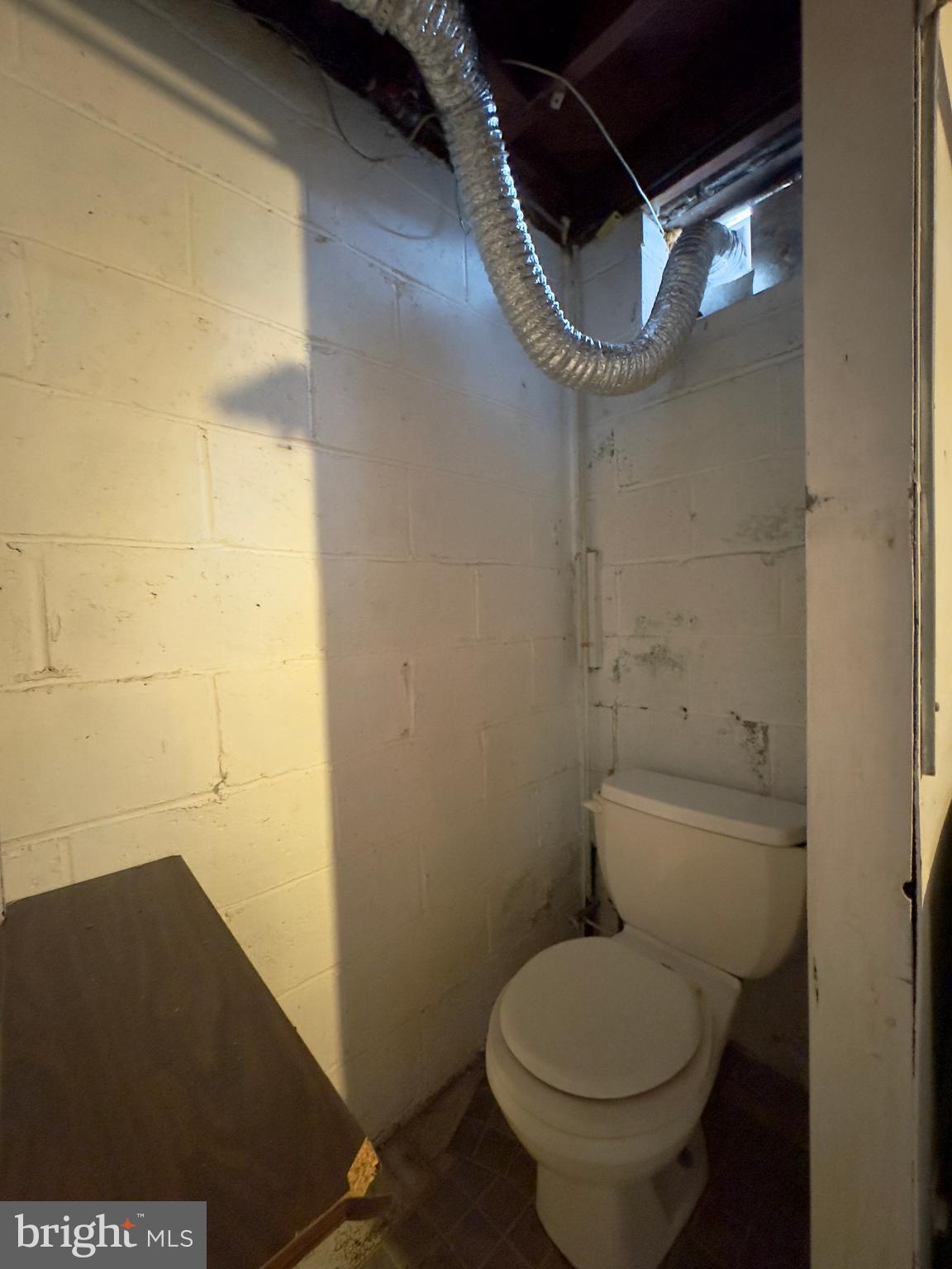 VIOLETVILLE - Residential Lease