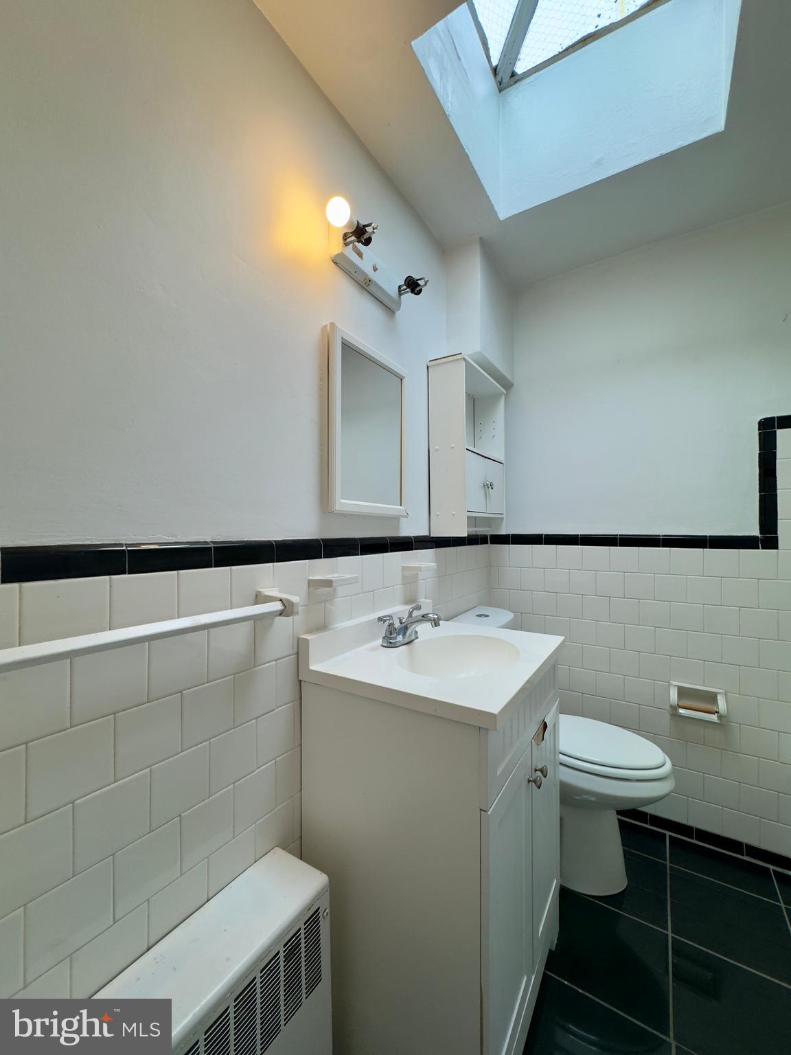 VIOLETVILLE - Residential Lease