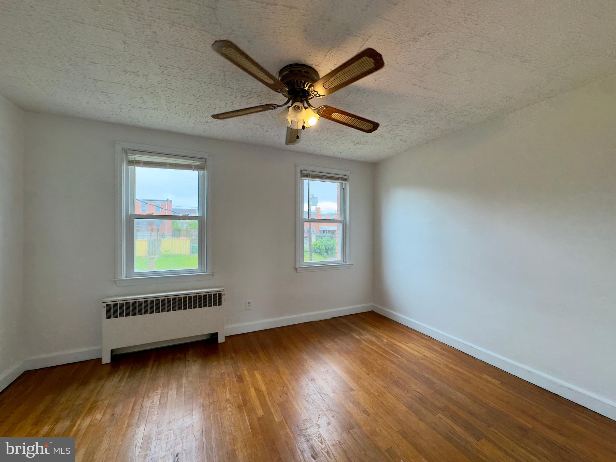 VIOLETVILLE - Residential Lease