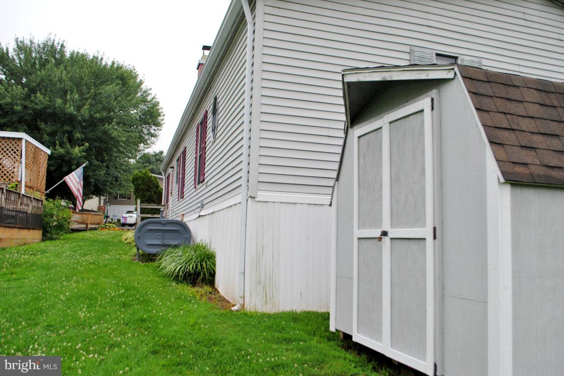 WINCHESTER MEADOWS - Residential