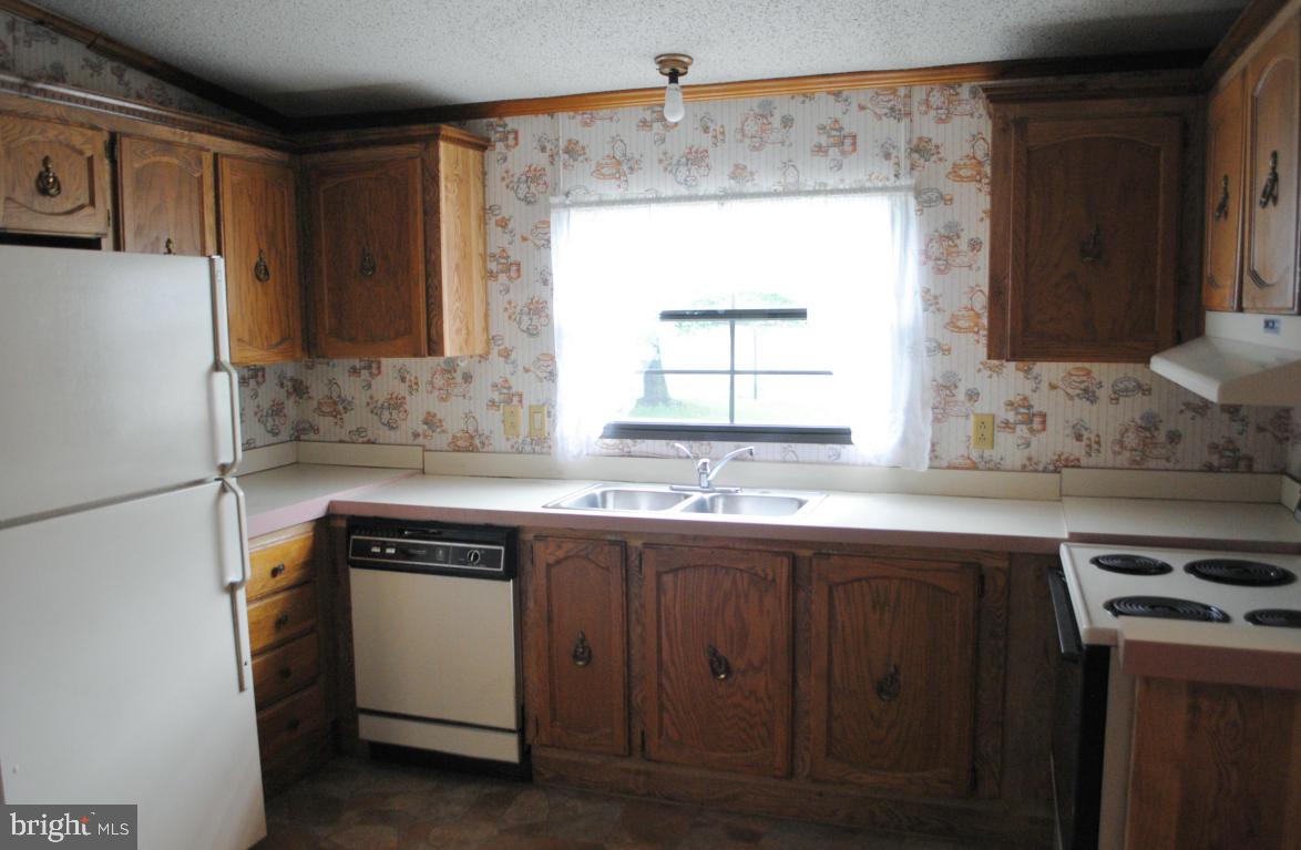 WINCHESTER MEADOWS - Residential
