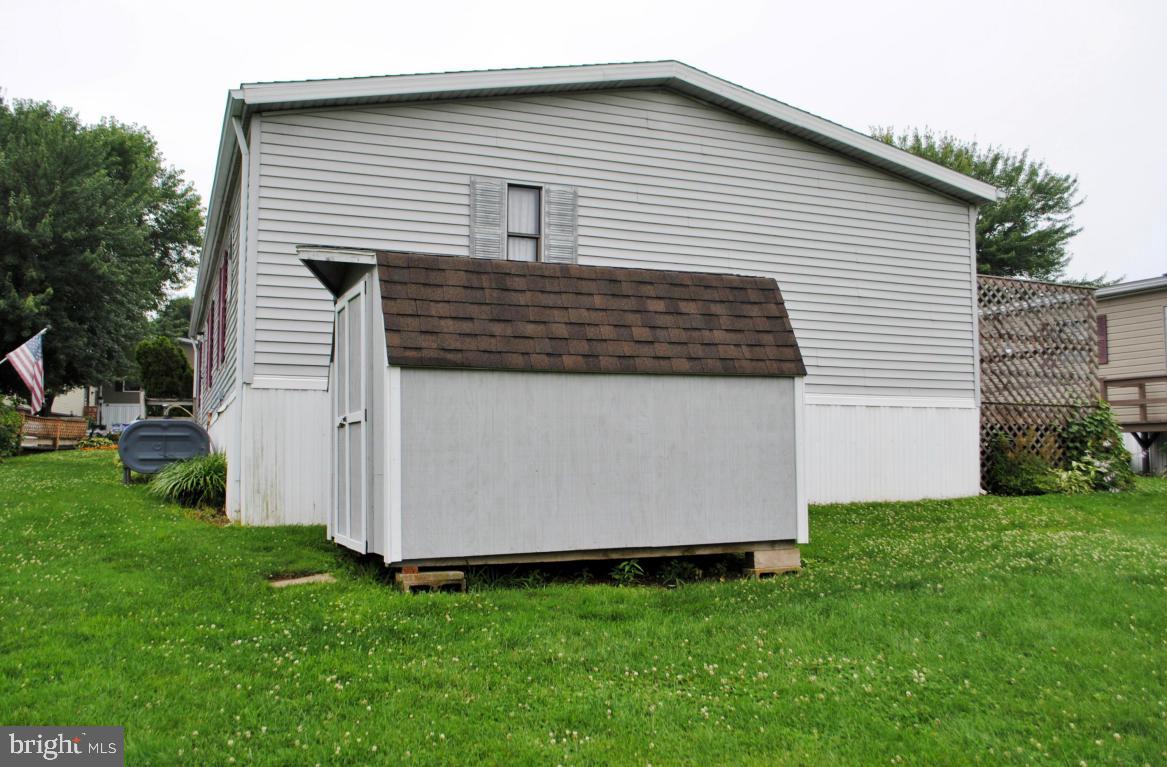 WINCHESTER MEADOWS - Residential
