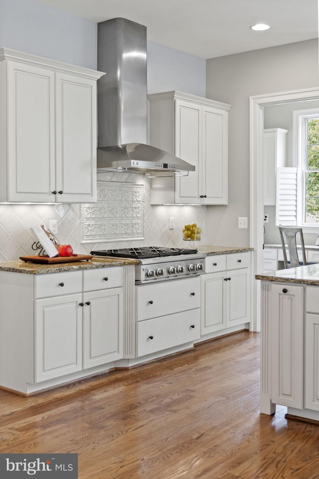 FOX MEADOW - Residential