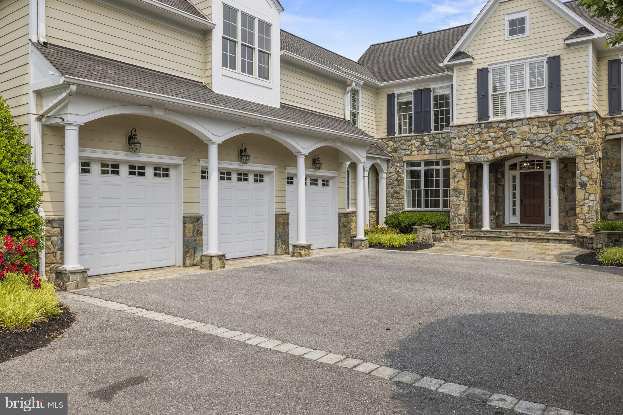 FOX MEADOW - Residential