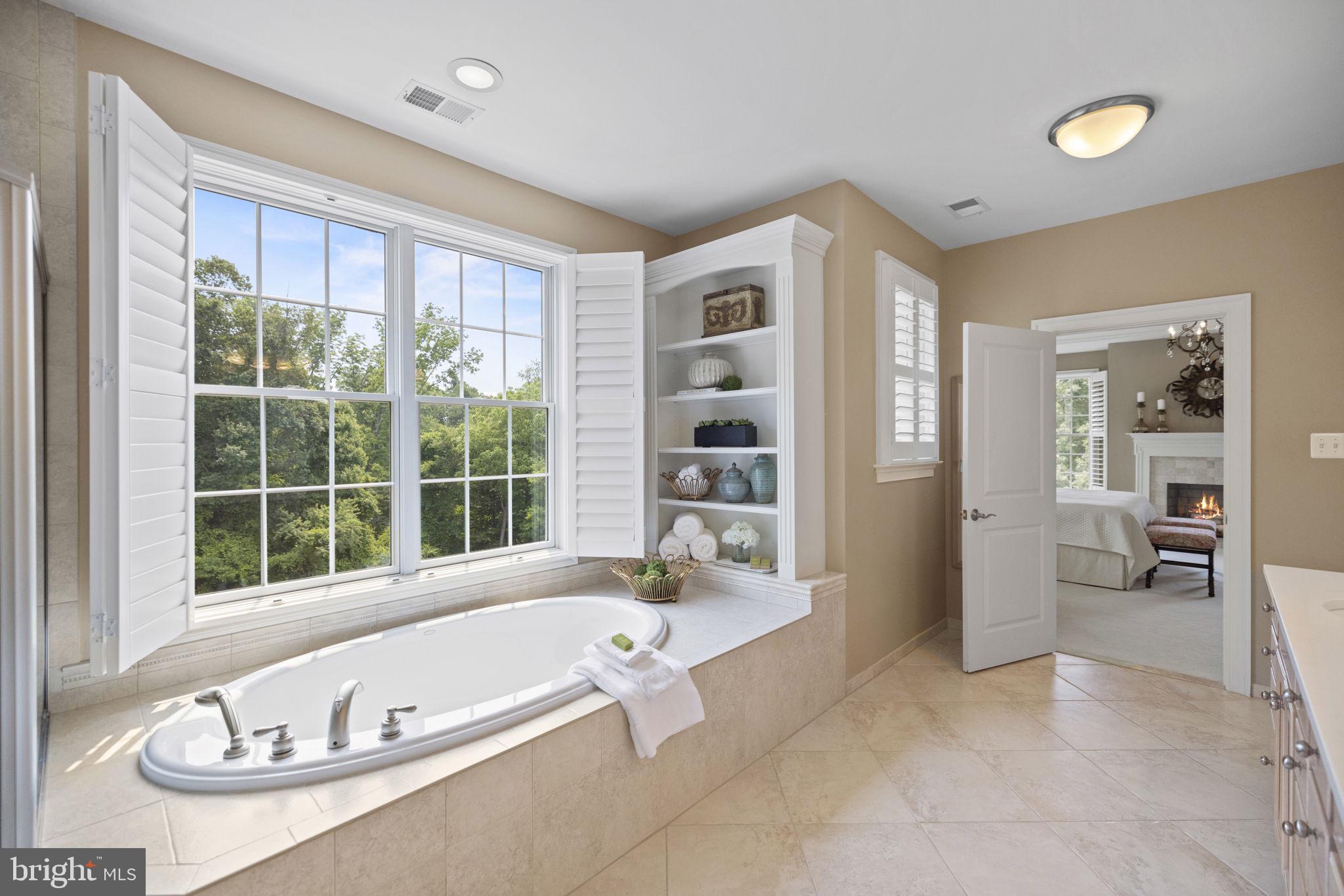 FOX MEADOW - Residential