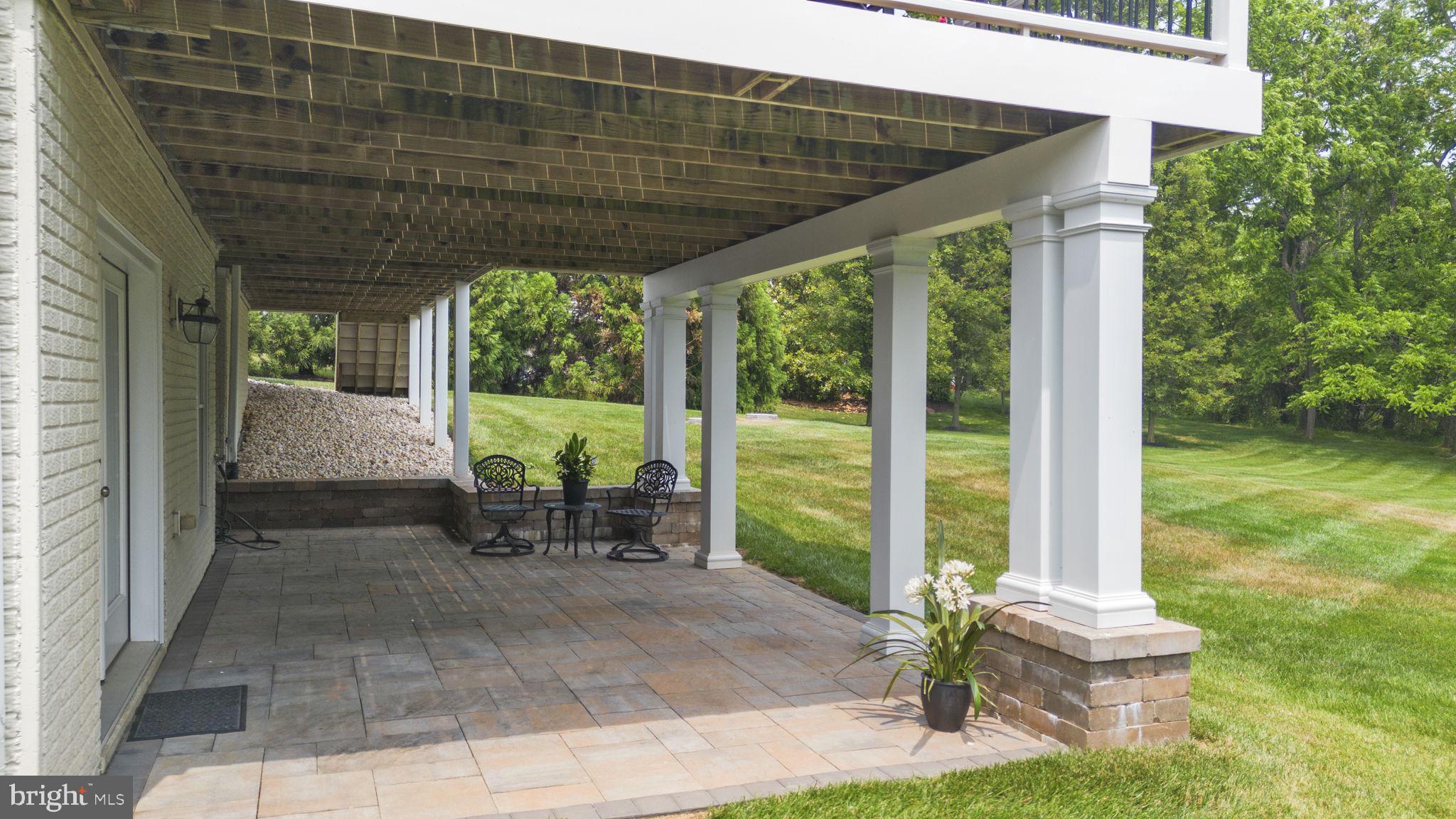 FOX MEADOW - Residential