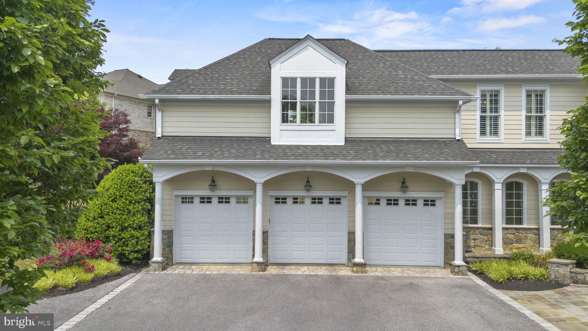 FOX MEADOW - Residential