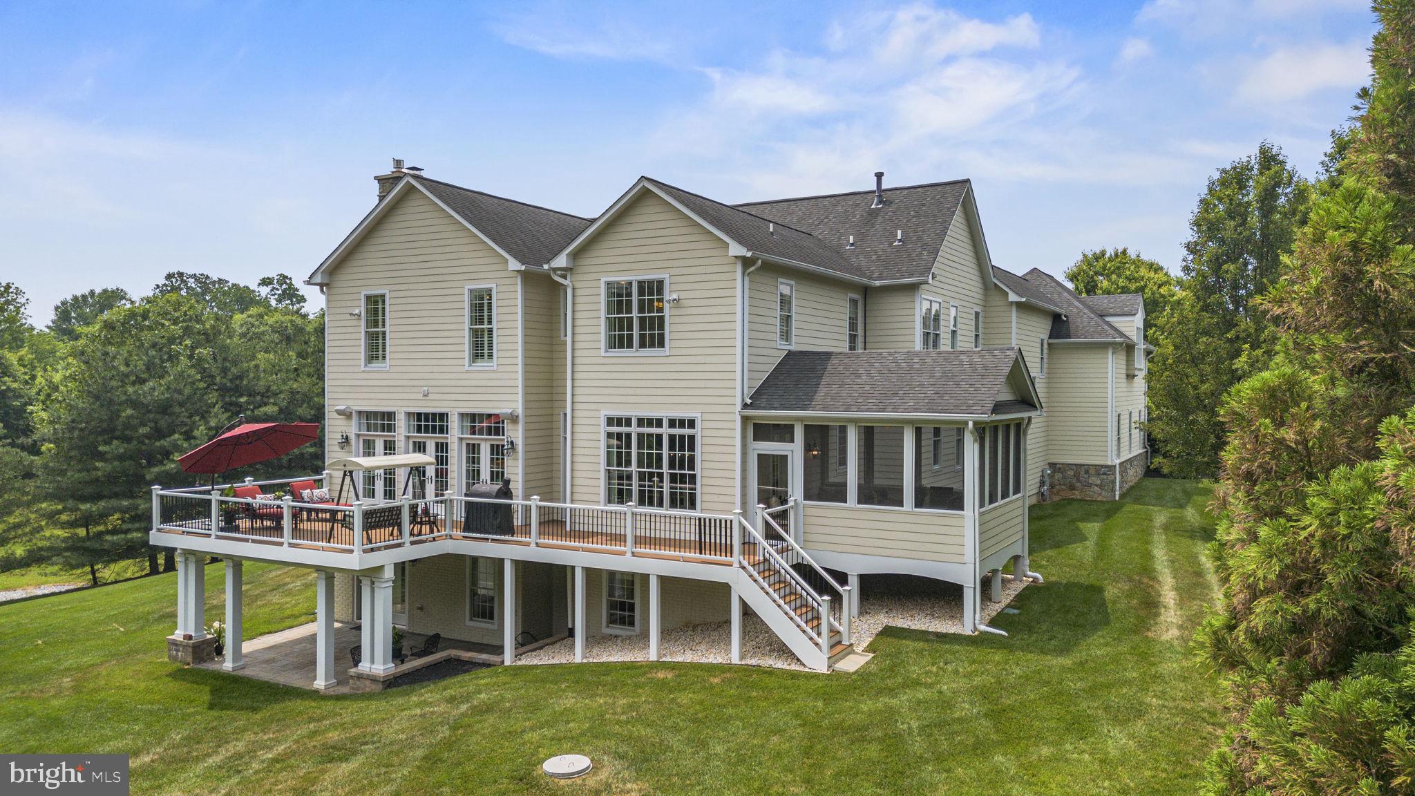 FOX MEADOW - Residential