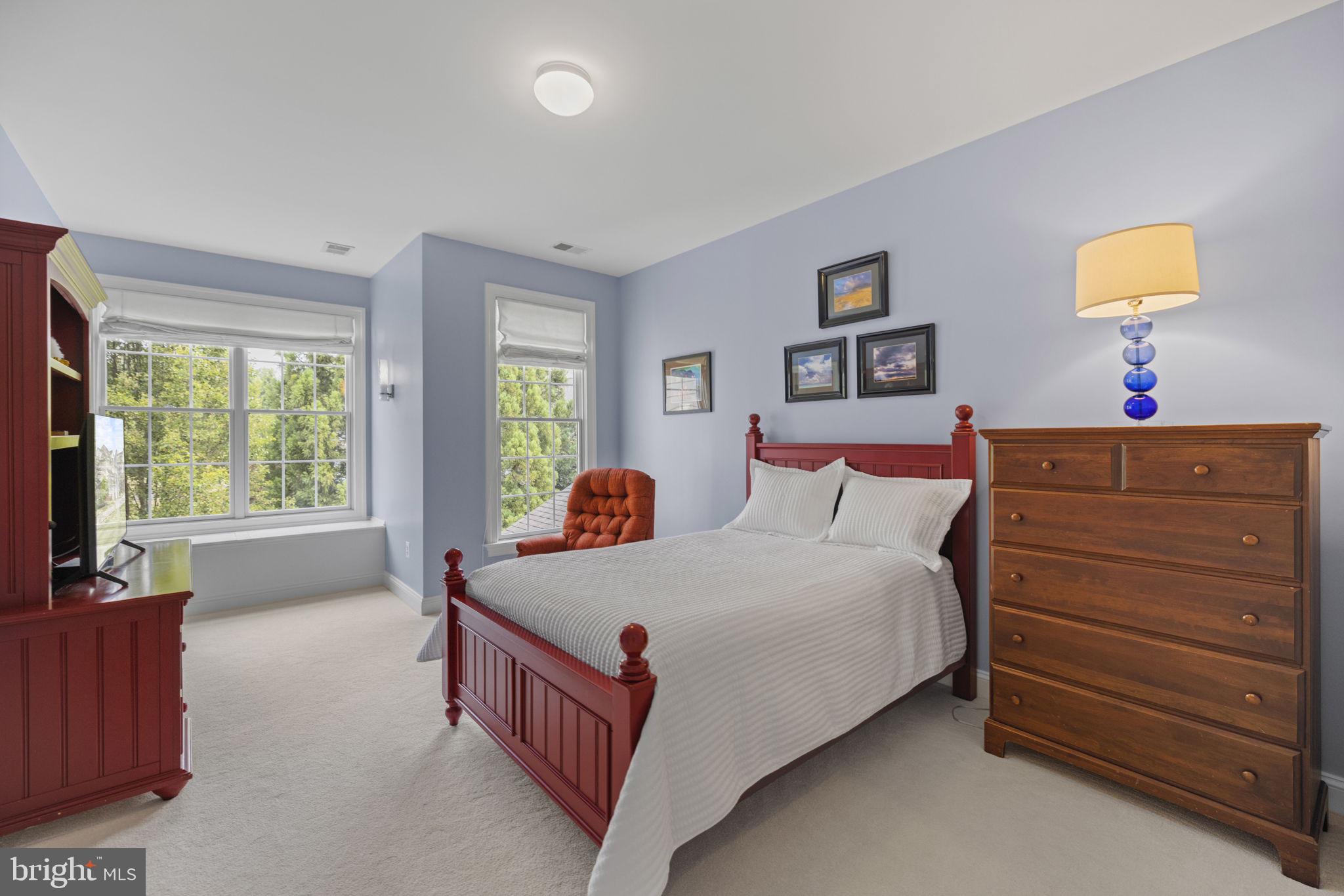 FOX MEADOW - Residential