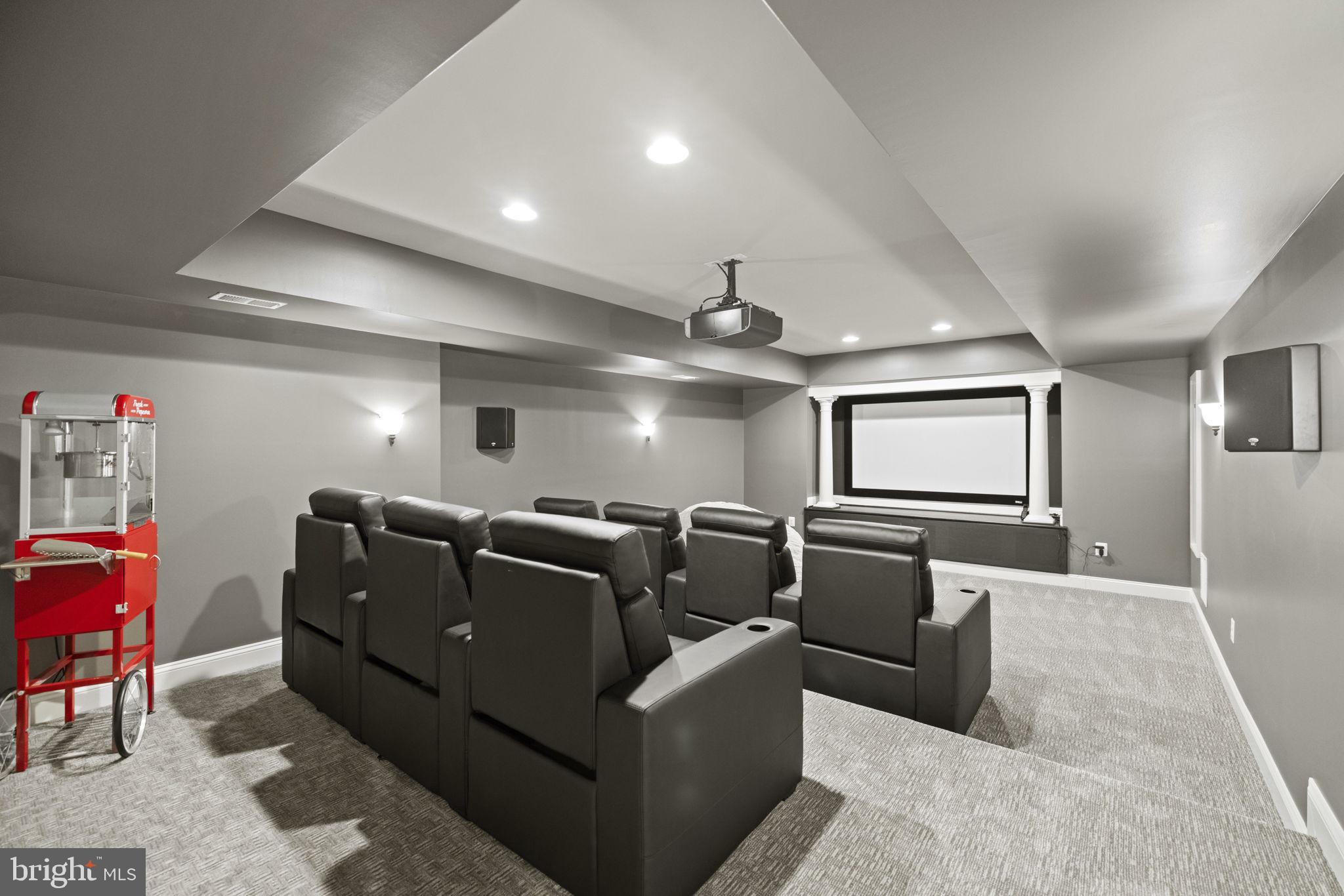 FOX MEADOW - Residential