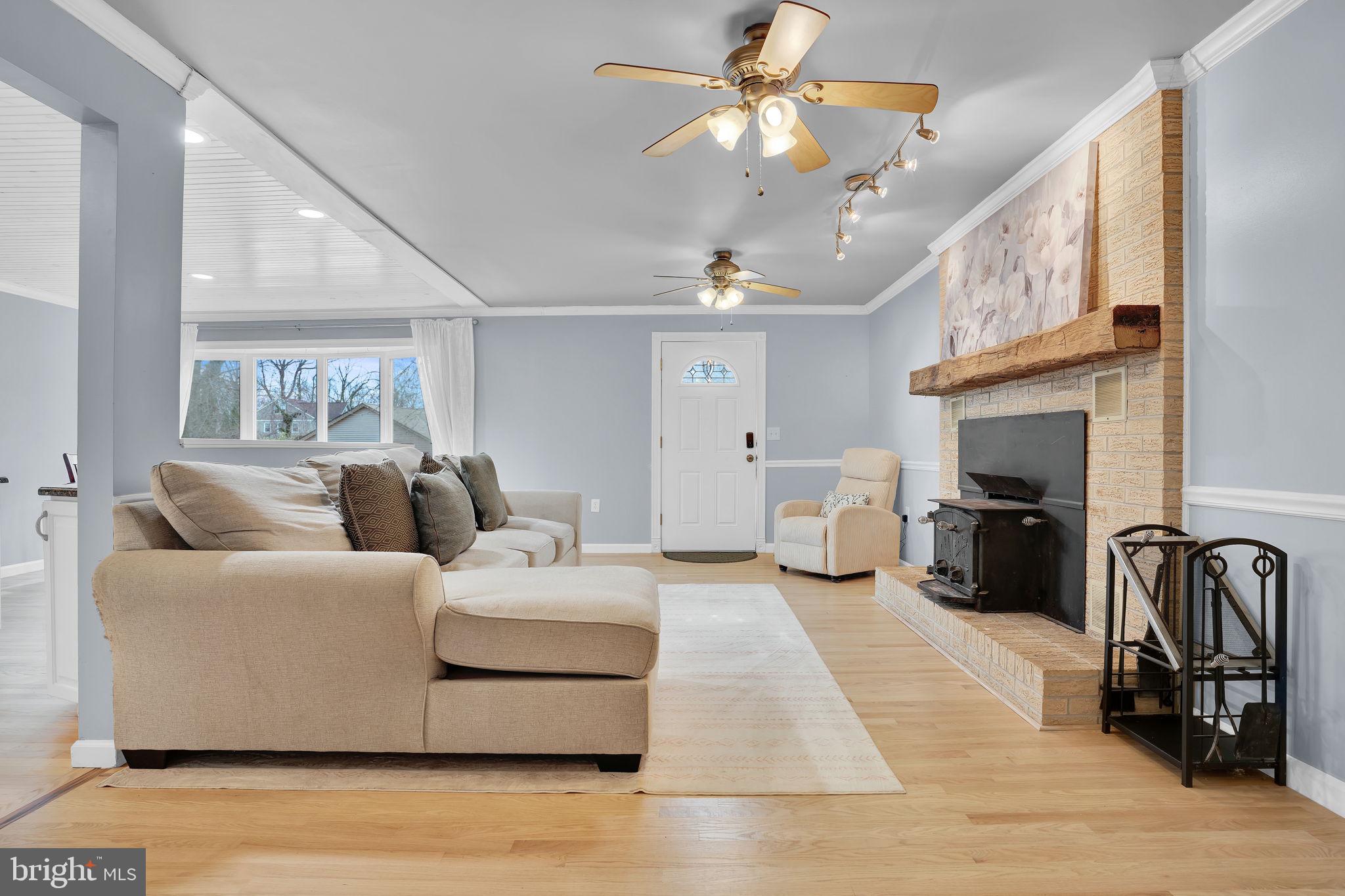 CALVERT BEACH ESTATES - Residential Lease