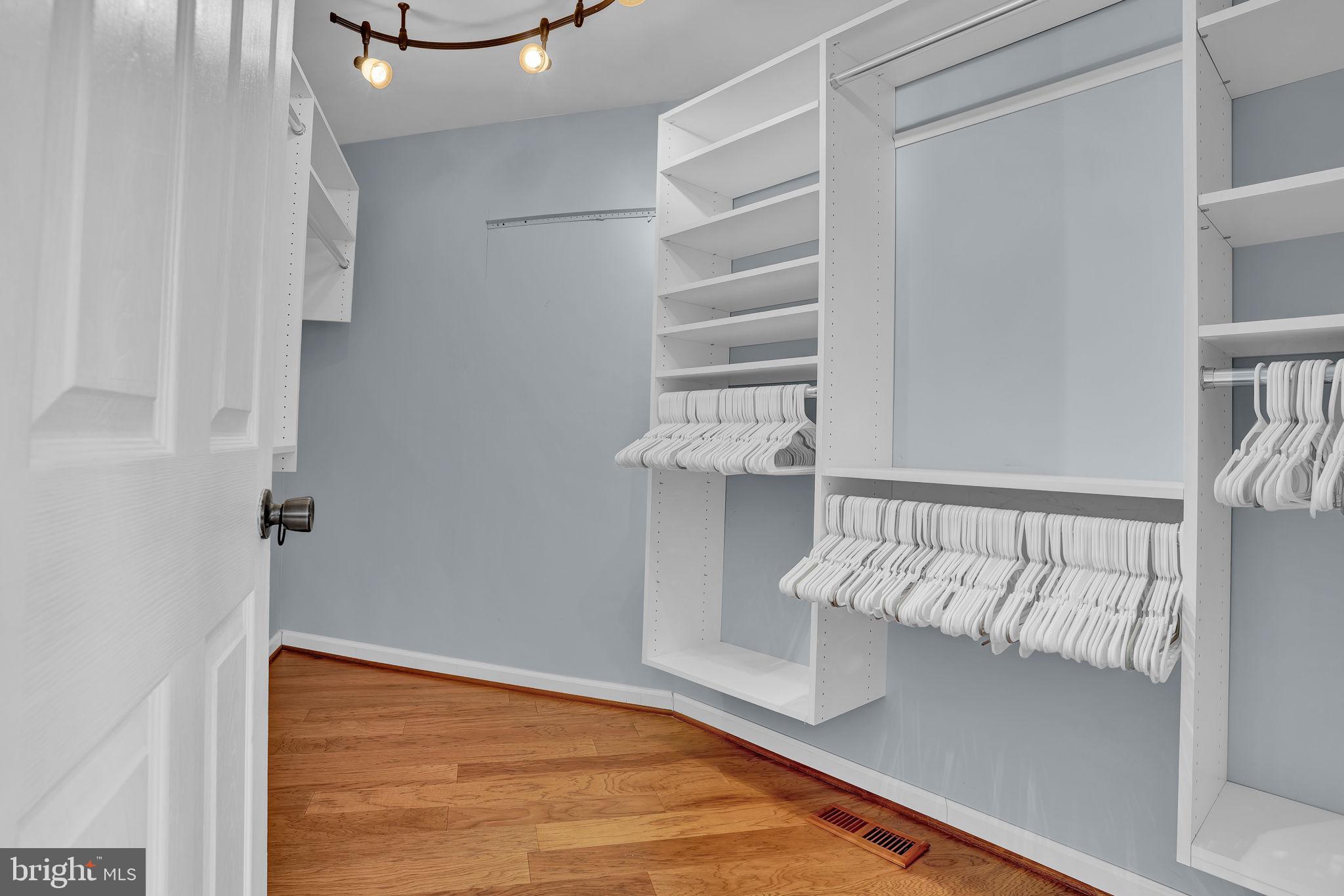 CALVERT BEACH ESTATES - Residential Lease