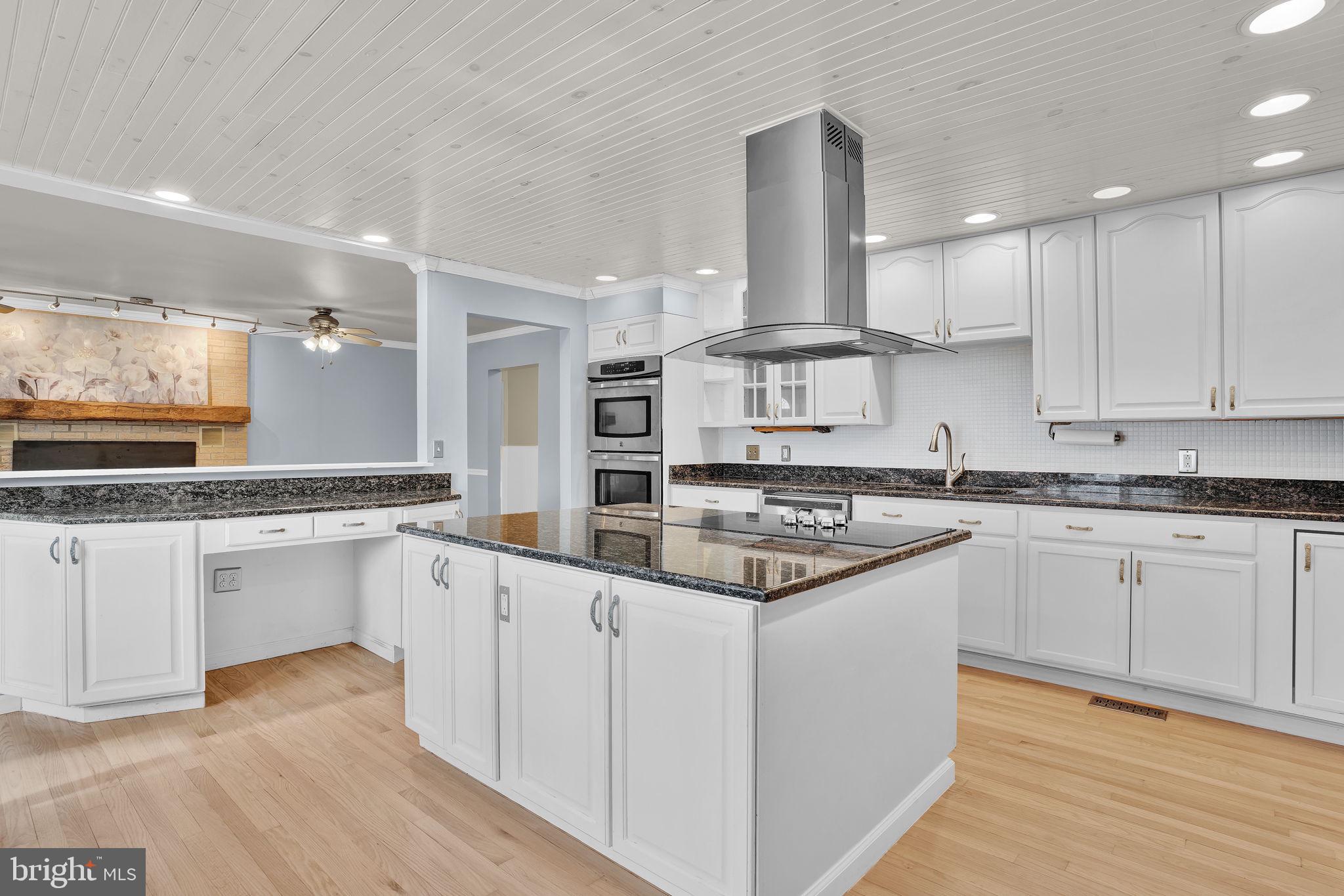 CALVERT BEACH ESTATES - Residential Lease