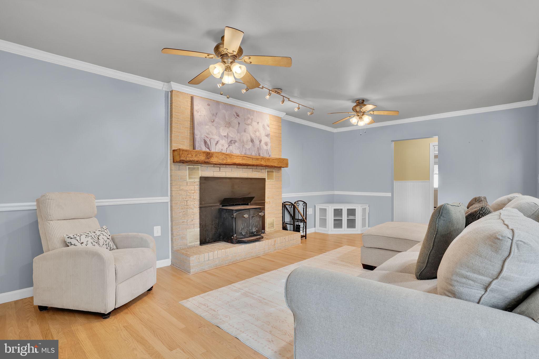 Charming 5-Bedroom Home in Saint Leonard, MD
Welcome to 1540 Ave D, a cozy and inviting 5-bedroom, 2-bathroom home in the peaceful community of Saint Leonard. This well-maintained property offers a perfect blend of comfort and convenience, ideal for those seeking a quiet retreat close to local amenities.
As you step inside, you'll be greeted by spacious living areas featuring plenty of natural light, perfect for family gatherings or relaxation. The kitchen is fully equipped with modern appliances, making meal preparation a breeze. Each of the three bedrooms provides ample space for rest, while the bathrooms are clean and updated.
Enjoy the tranquil surroundings of Saint Leonard, with easy access to the waterfront, local parks, and nearby shopping. Whether you’re looking to enjoy the charm of this close-knit community or simply seeking a comfortable home near the water, this property is the perfect fit.
Key Features:
5 spacious bedrooms, 2 bathrooms
Modern kitchen with updated appliances
Generous living spaces with natural light
Large backyard, perfect for outdoor activities
Quiet, family-friendly neighborhood
Close to waterfront, parks, and local amenities
Rent: $3,500
Available: March 1st
Pets: Dogs are welcome on a case by case basis
Don’t miss out on this wonderful opportunity! Contact us today to schedule a tour and see why 1540 Ave D is the perfect place to call home.
Please use the Buildium link for all applicants. . All adults (18 or older) must be on the lease and must fill out an application with a credit check. Min credit score 640