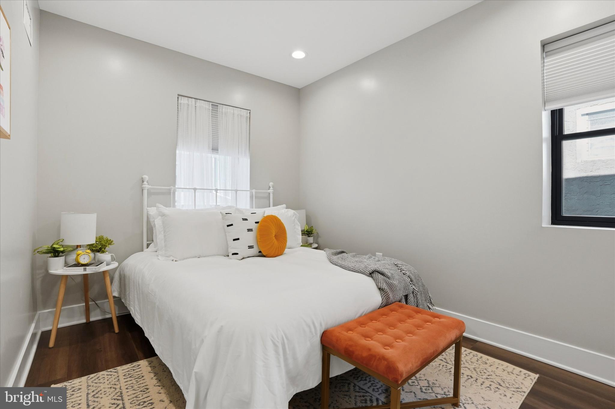 PORT RICHMOND - Residential