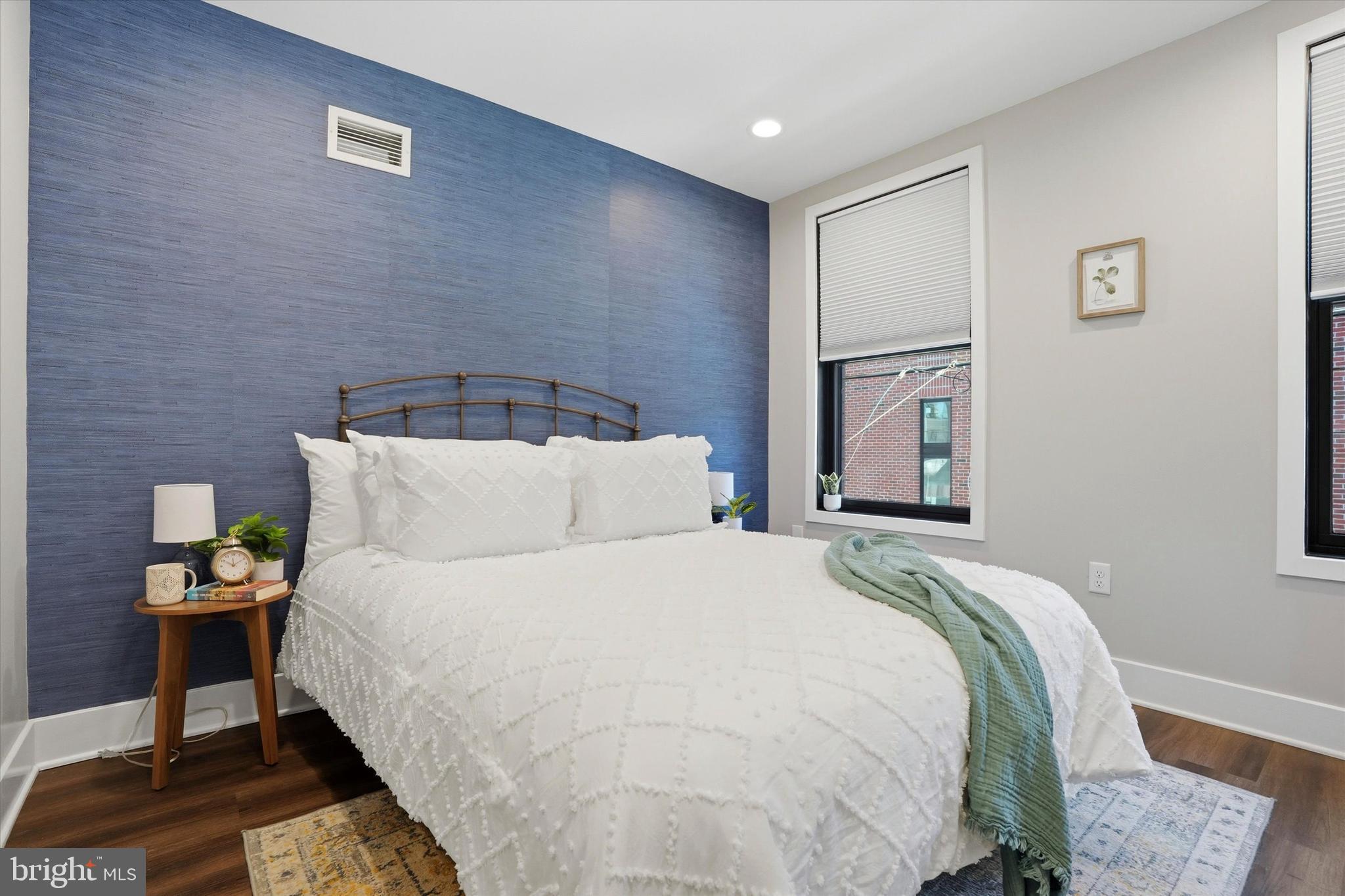 PORT RICHMOND - Residential