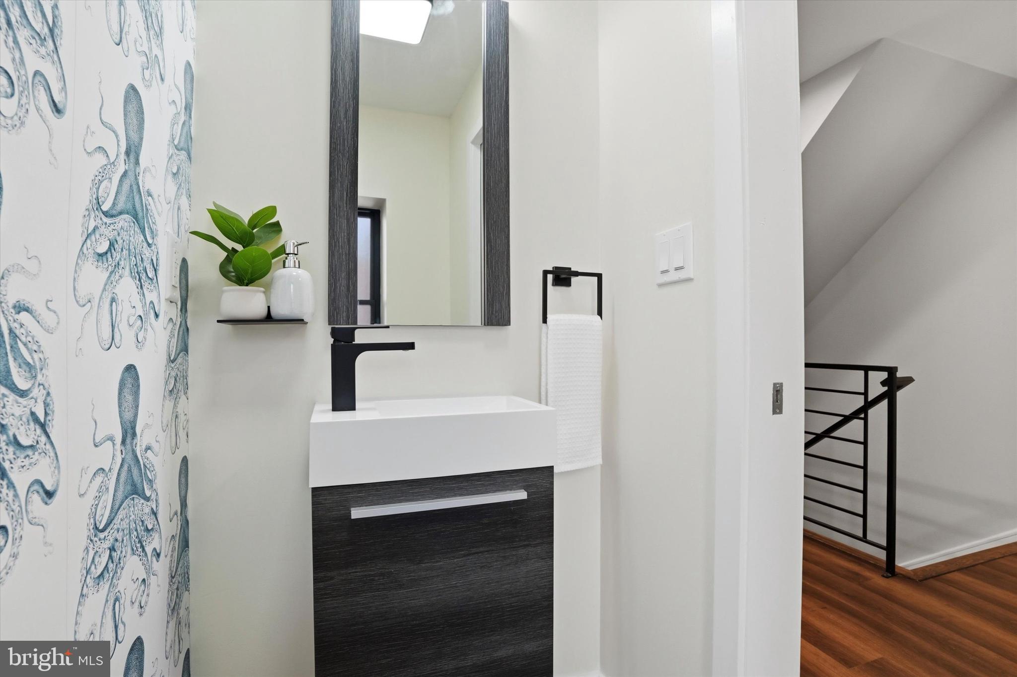 PORT RICHMOND - Residential