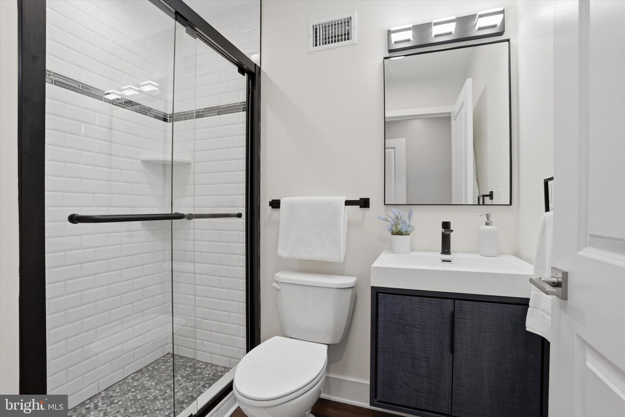 PORT RICHMOND - Residential