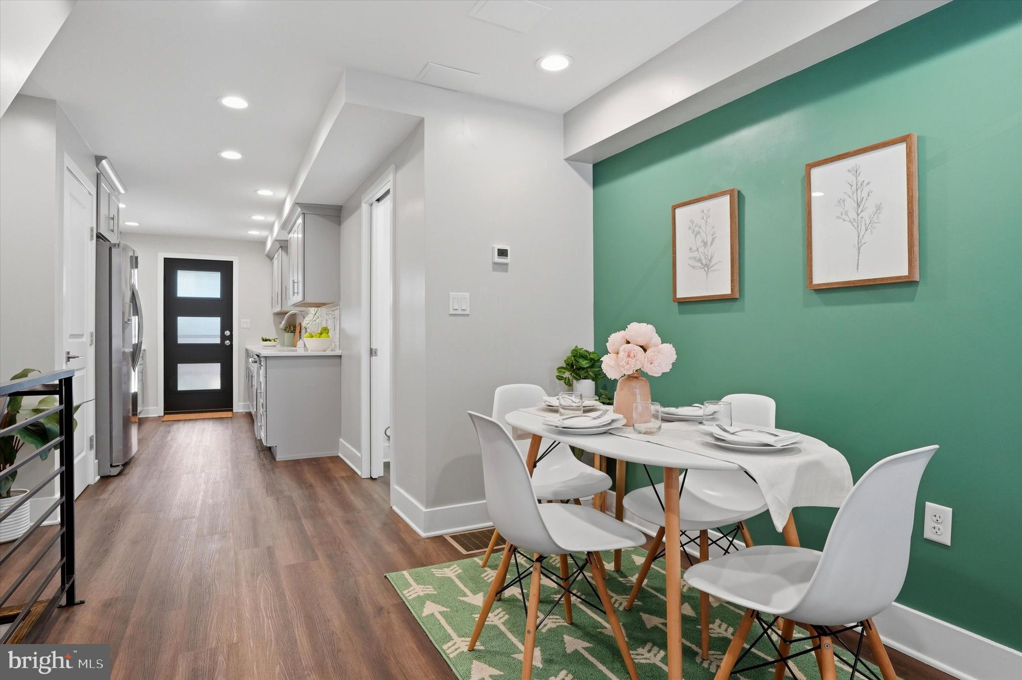 PORT RICHMOND - Residential