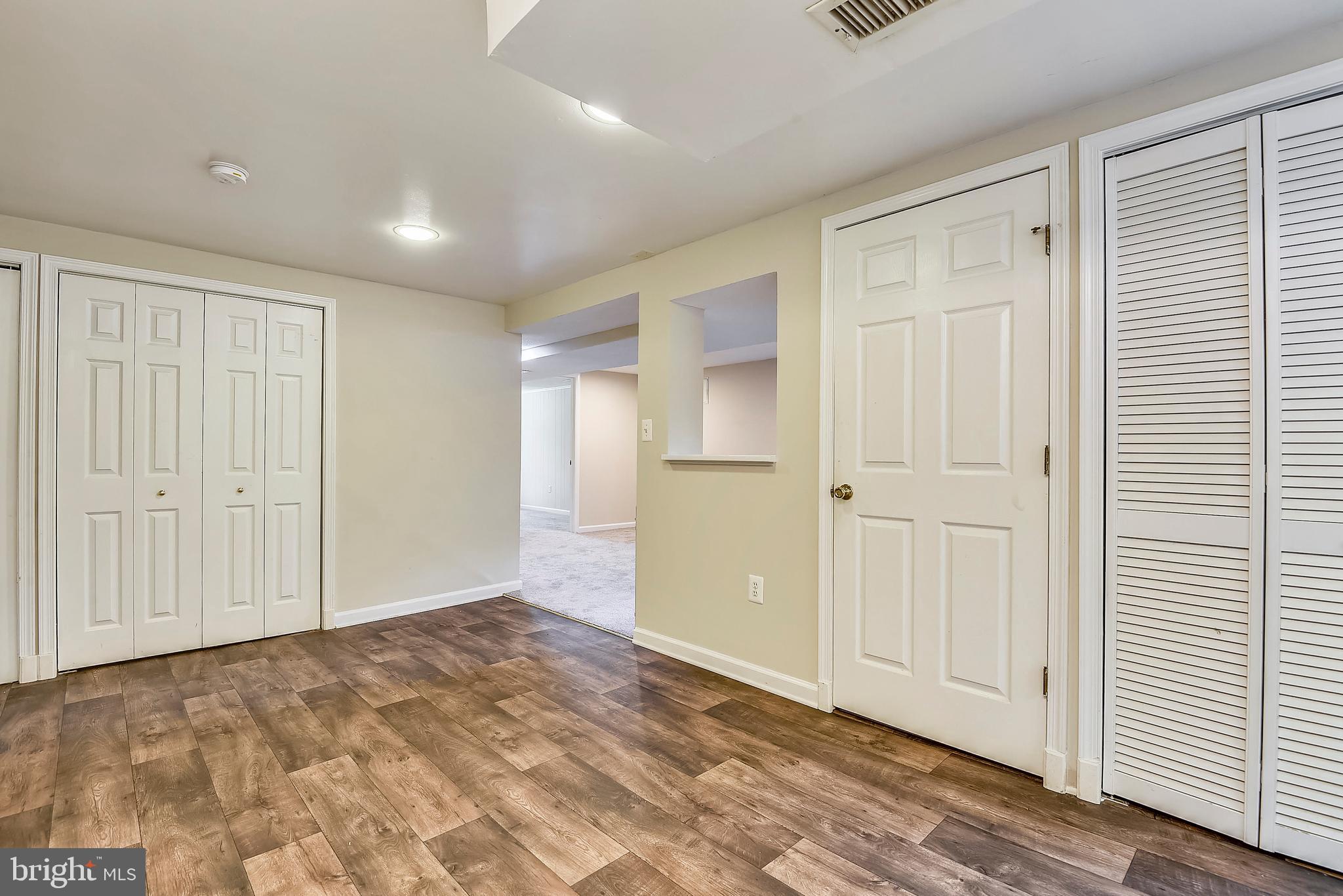 POPLAR HEIGHTS - Residential