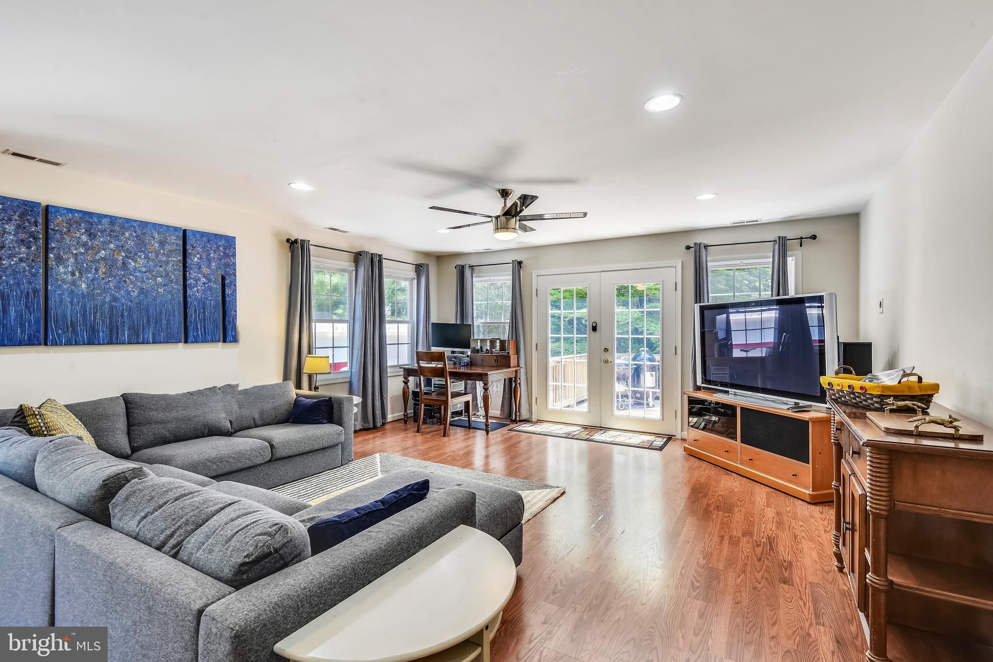 POPLAR HEIGHTS - Residential