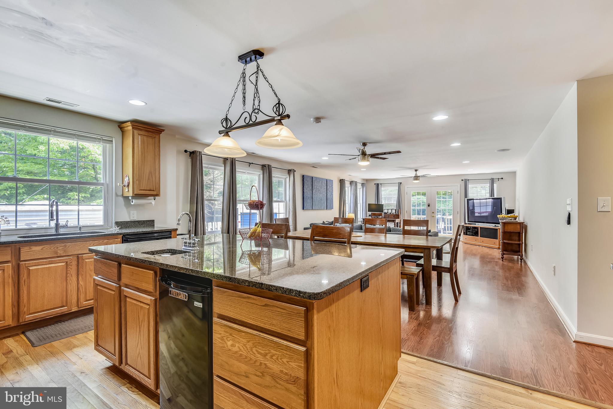 POPLAR HEIGHTS - Residential