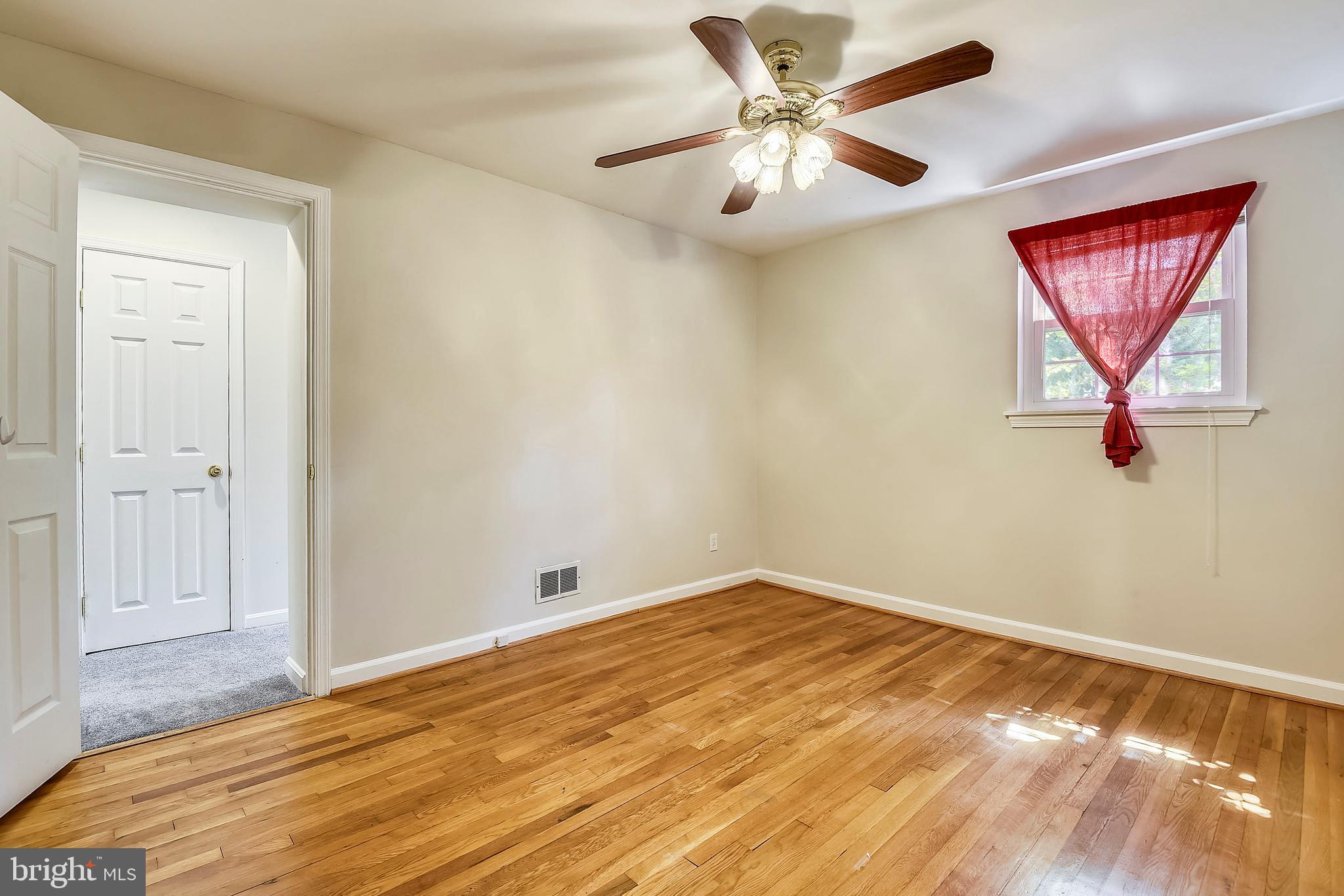 POPLAR HEIGHTS - Residential