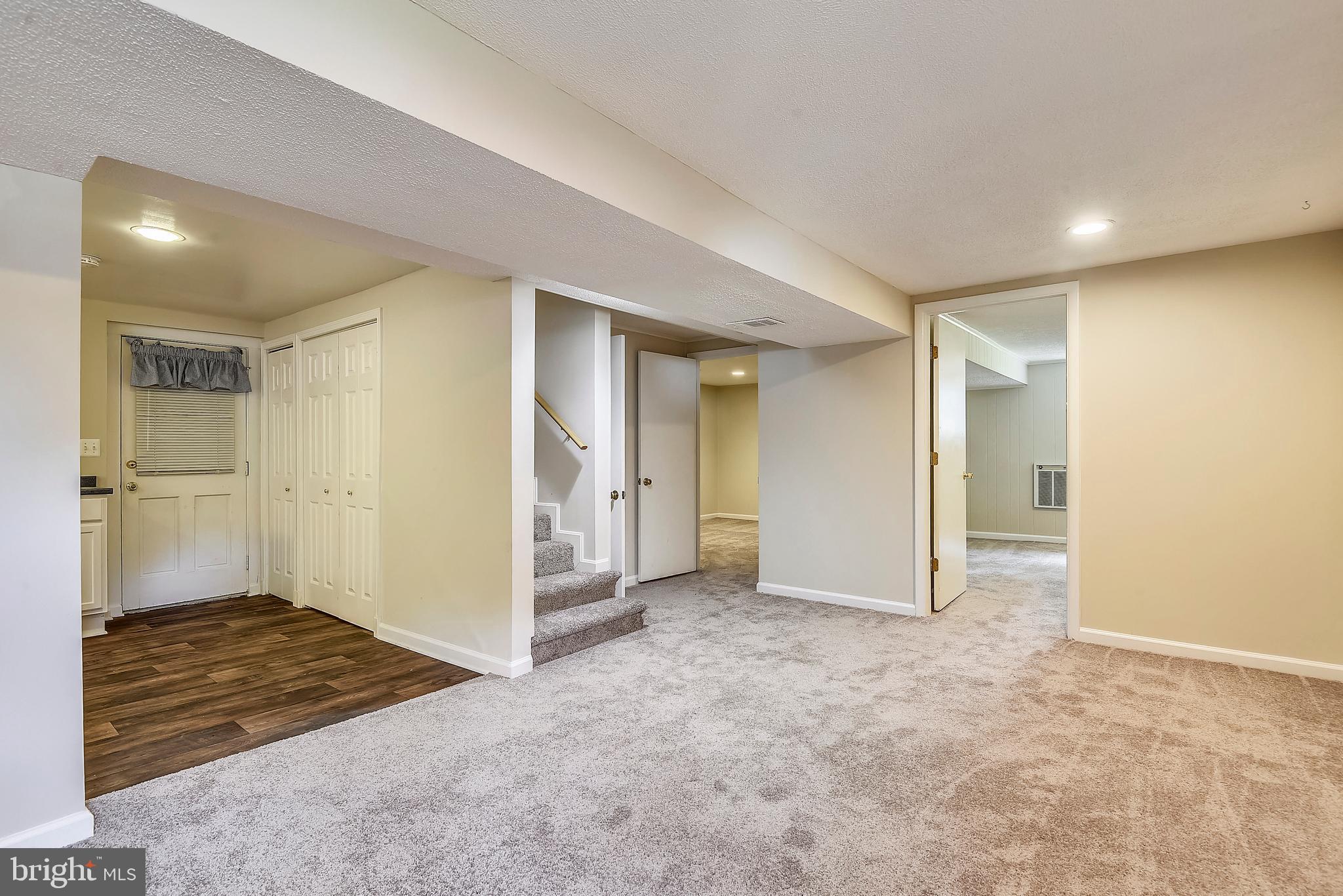 POPLAR HEIGHTS - Residential