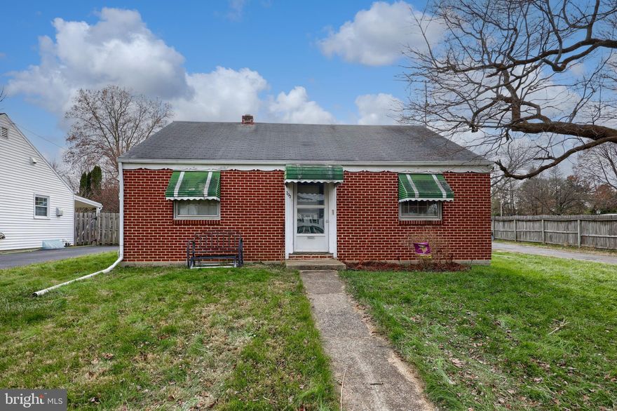Welcome to this easy-to-maintain ranch home located in desirable Manheim Township School District. This property offers the convenience of one-floor living plus efficient natural gas heating and cooking. Enjoy a spacious 2-car garage, a comfortable layout, and a prime location just minutes from shopping, dining, and major routes for effortless commuting. A fantastic opportunity for anyone seeking comfort and convenience in a highly sought-after area.