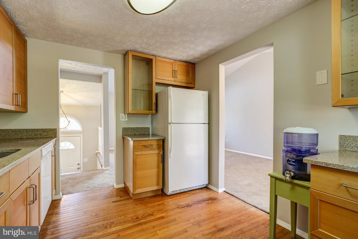 CRESTBROOK - Residential