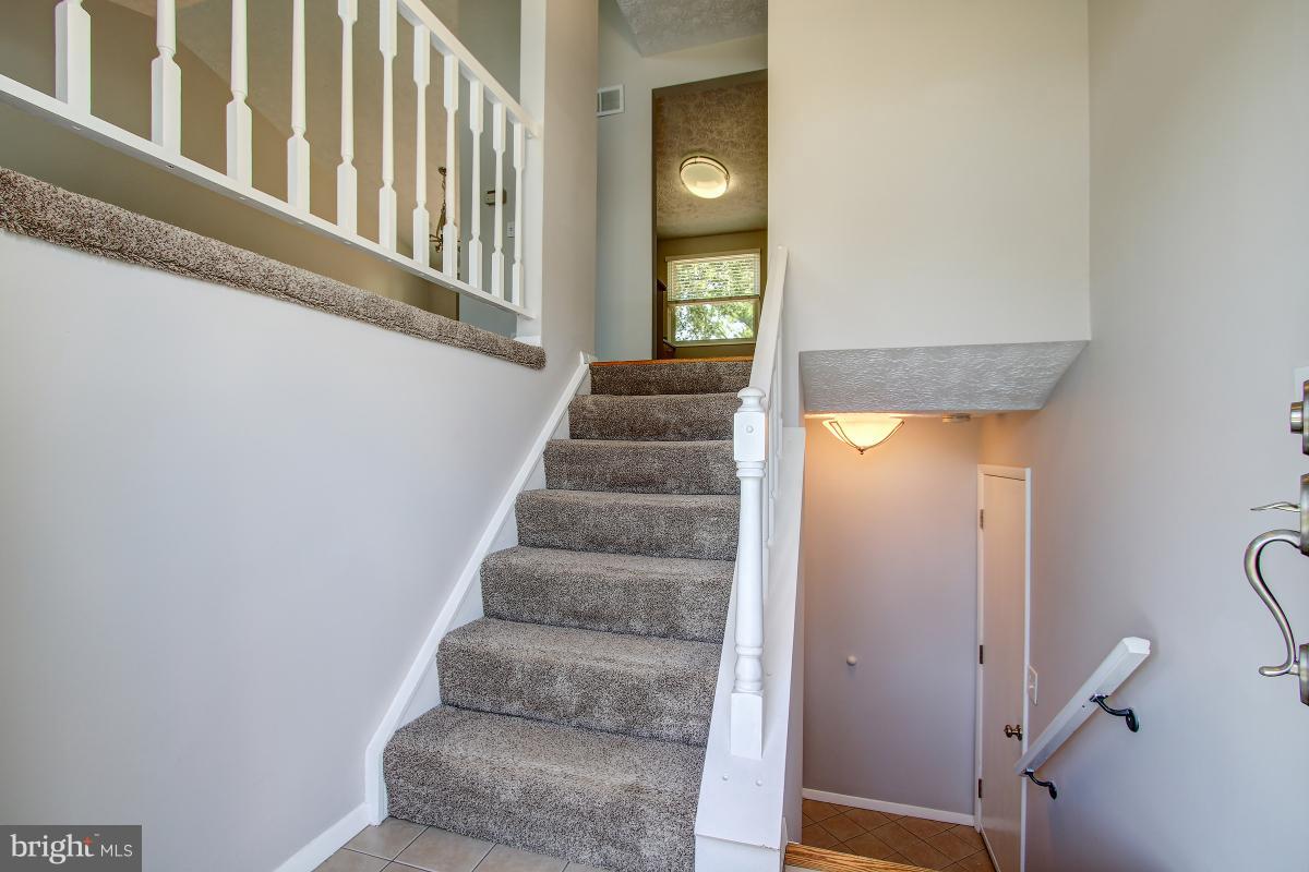 CRESTBROOK - Residential